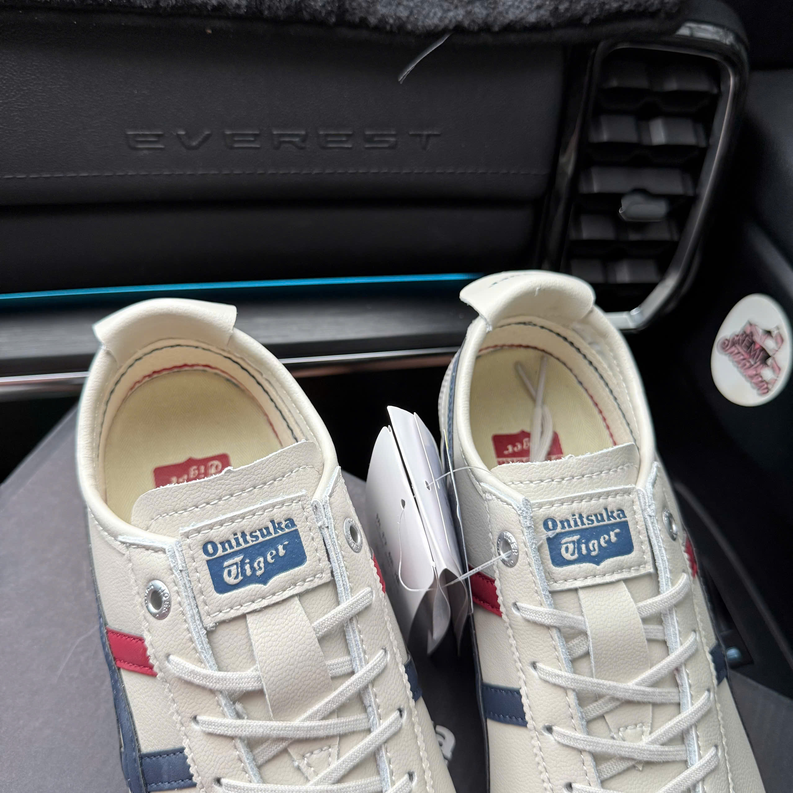 tiger SD xám navy đỏ