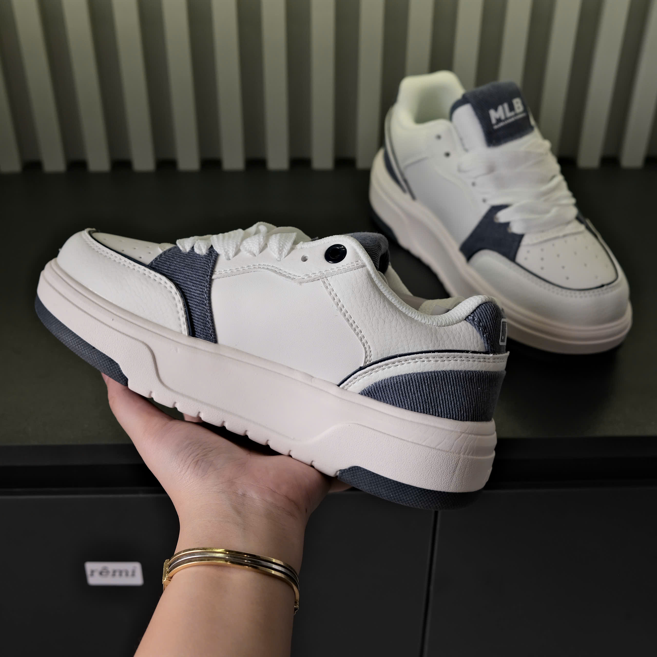 mlb 2025 trắng xanh