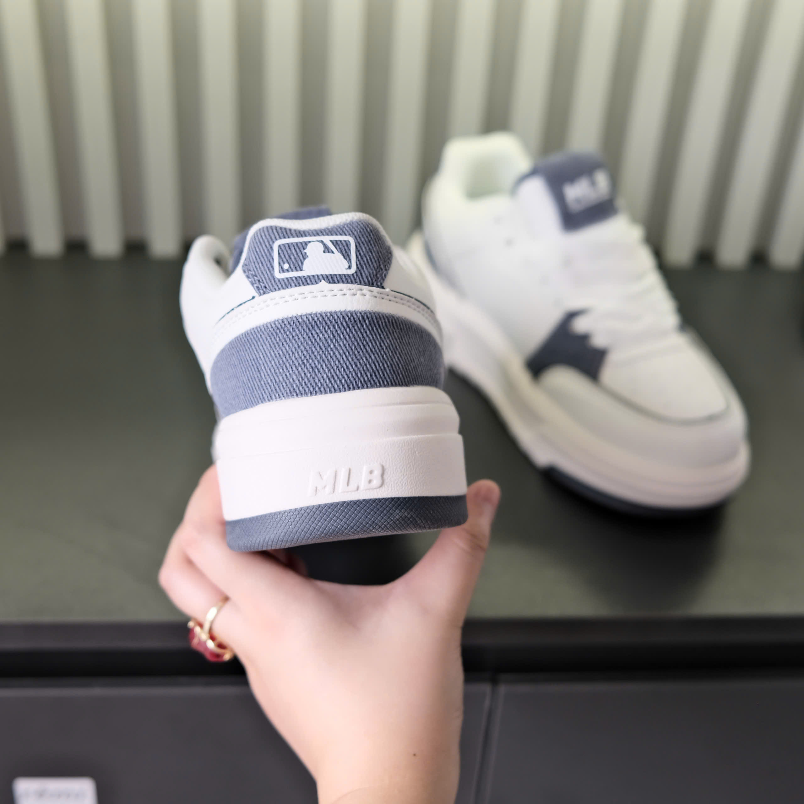 mlb 2025 trắng xanh