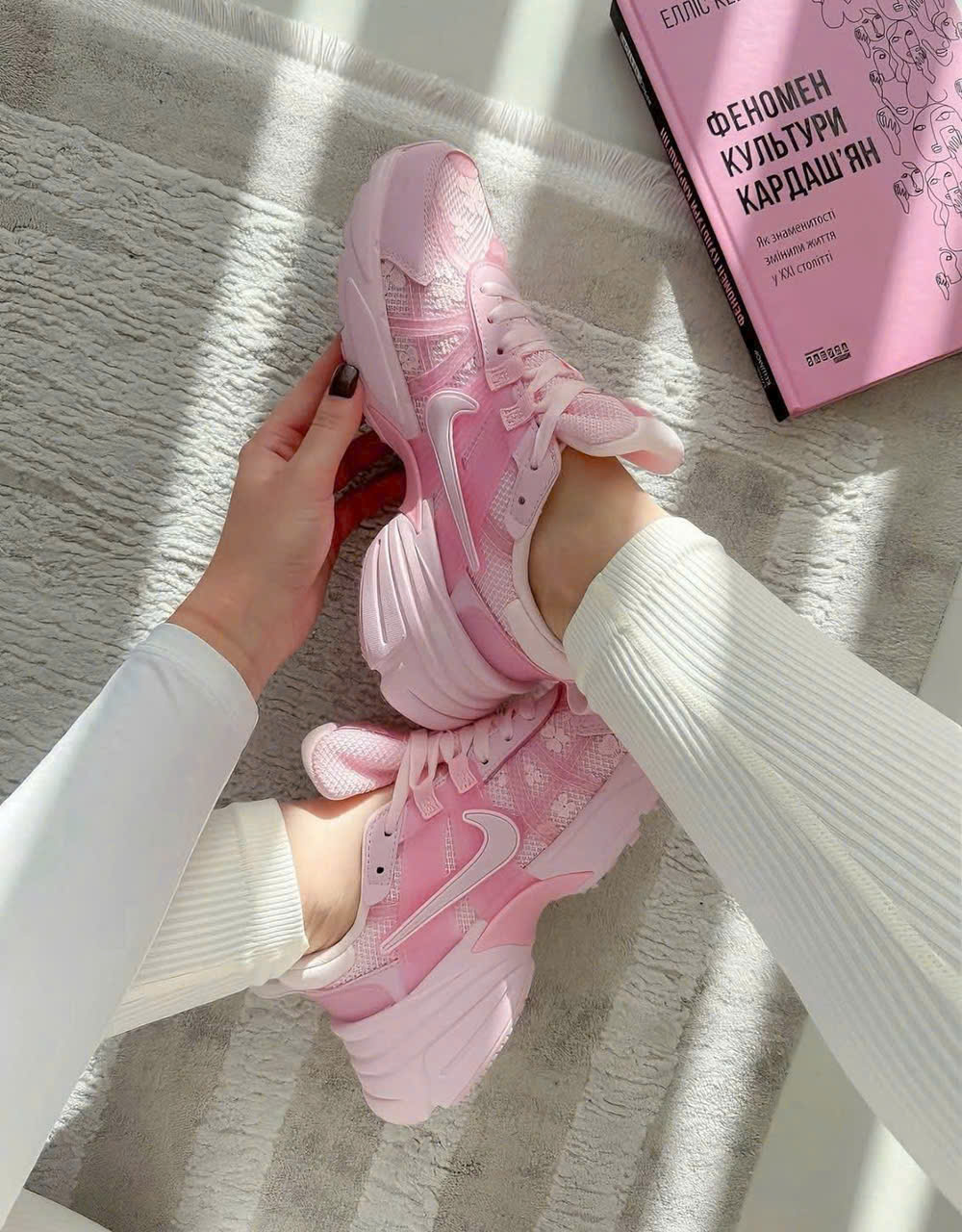 nike v2k hồng baby