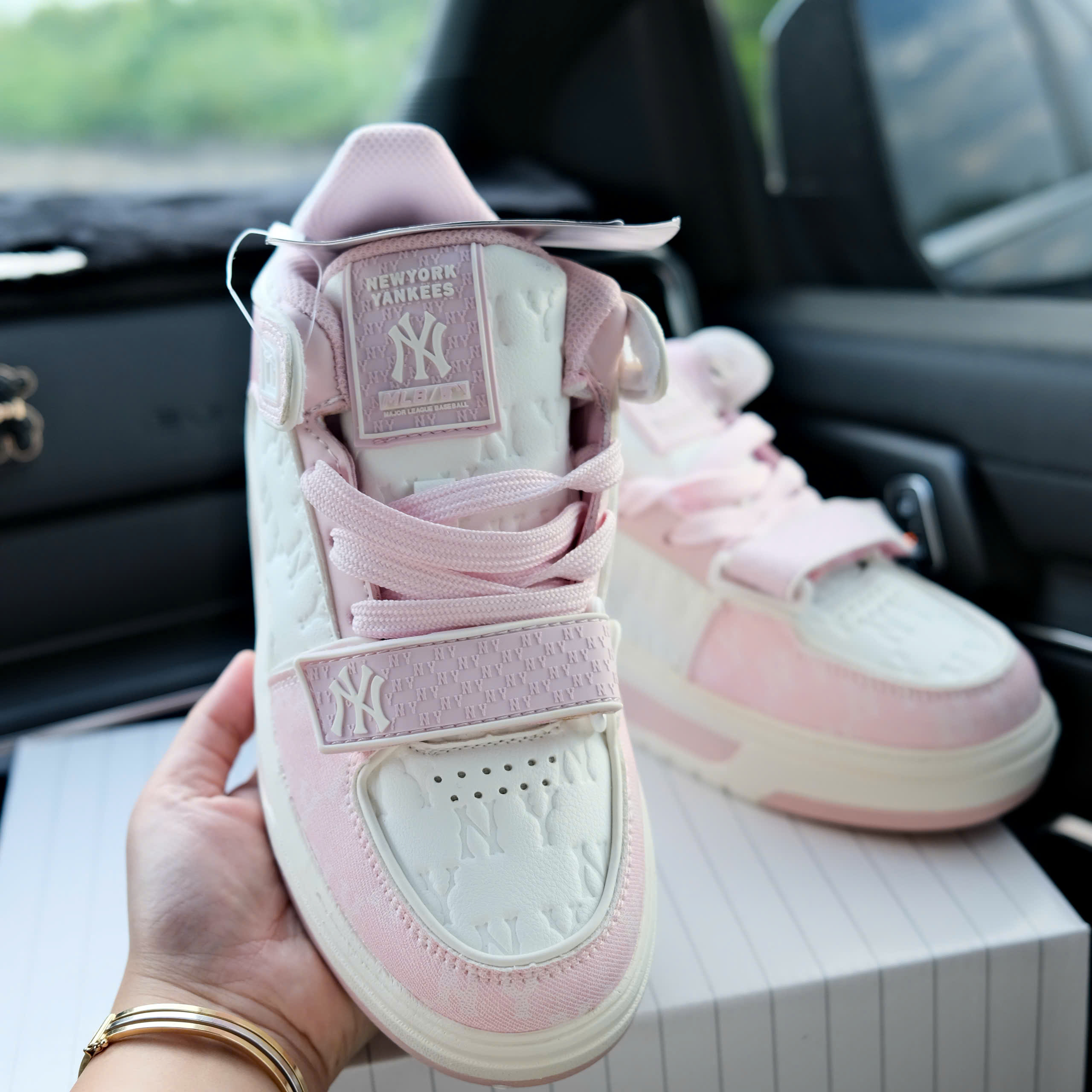 mlb liner dán hồng