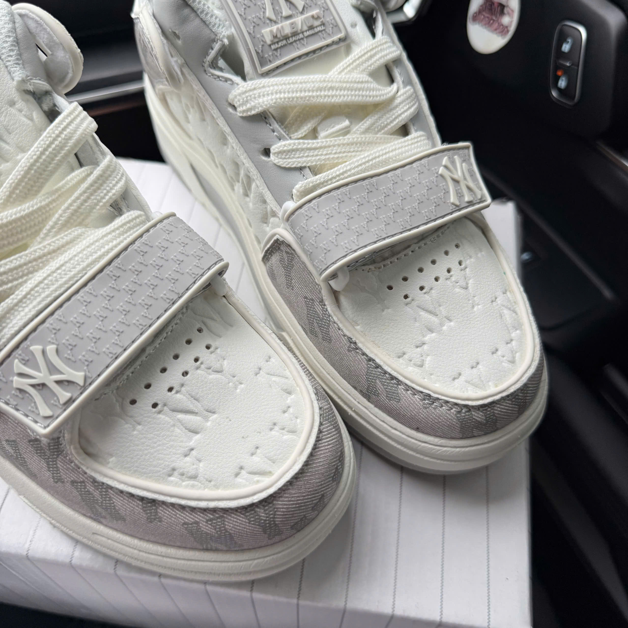 mlb liner dán xám (bản mới)