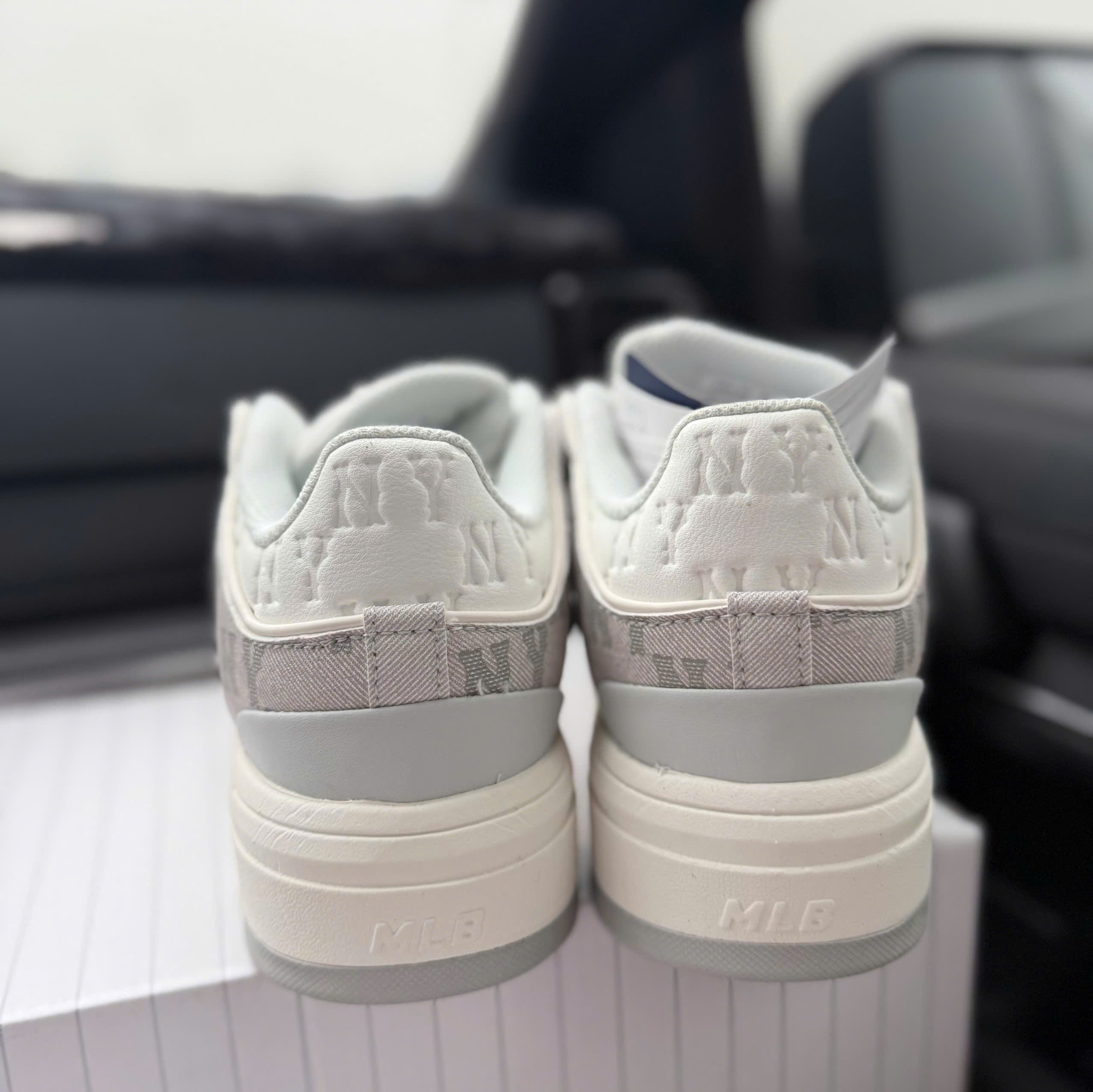 mlb liner dán xám (bản mới)