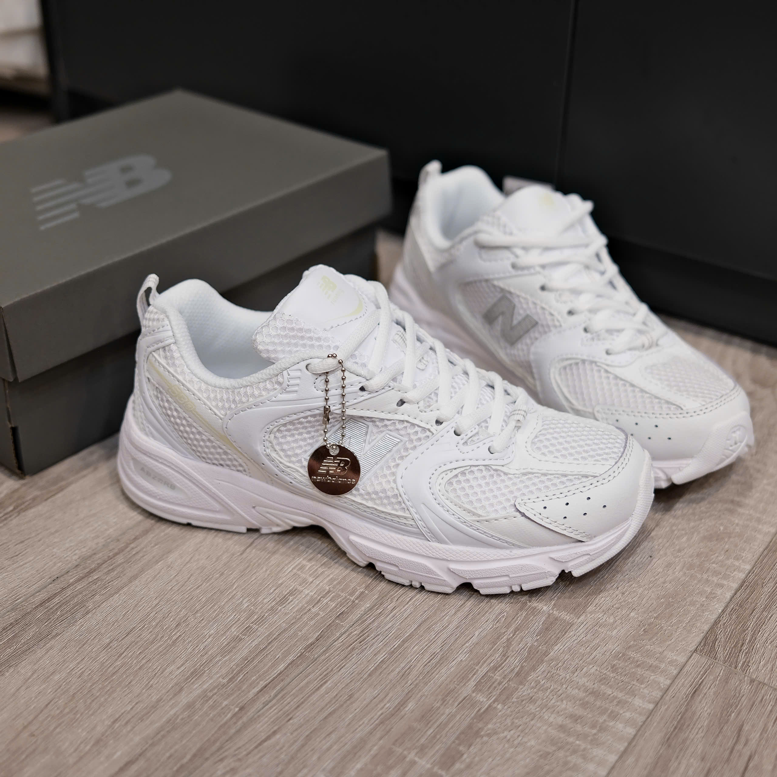 nb530 full trắng
