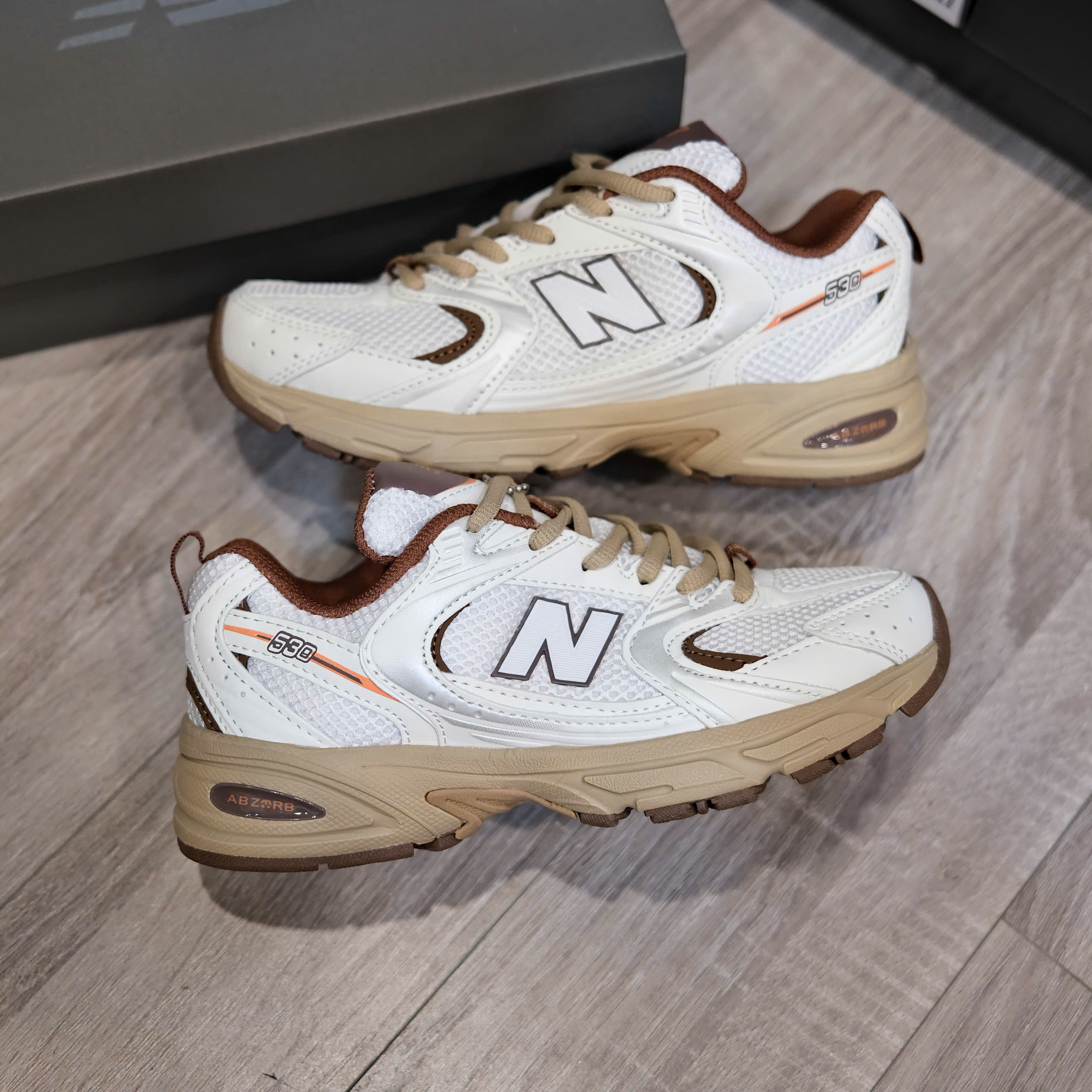 nb530 trắng nâu