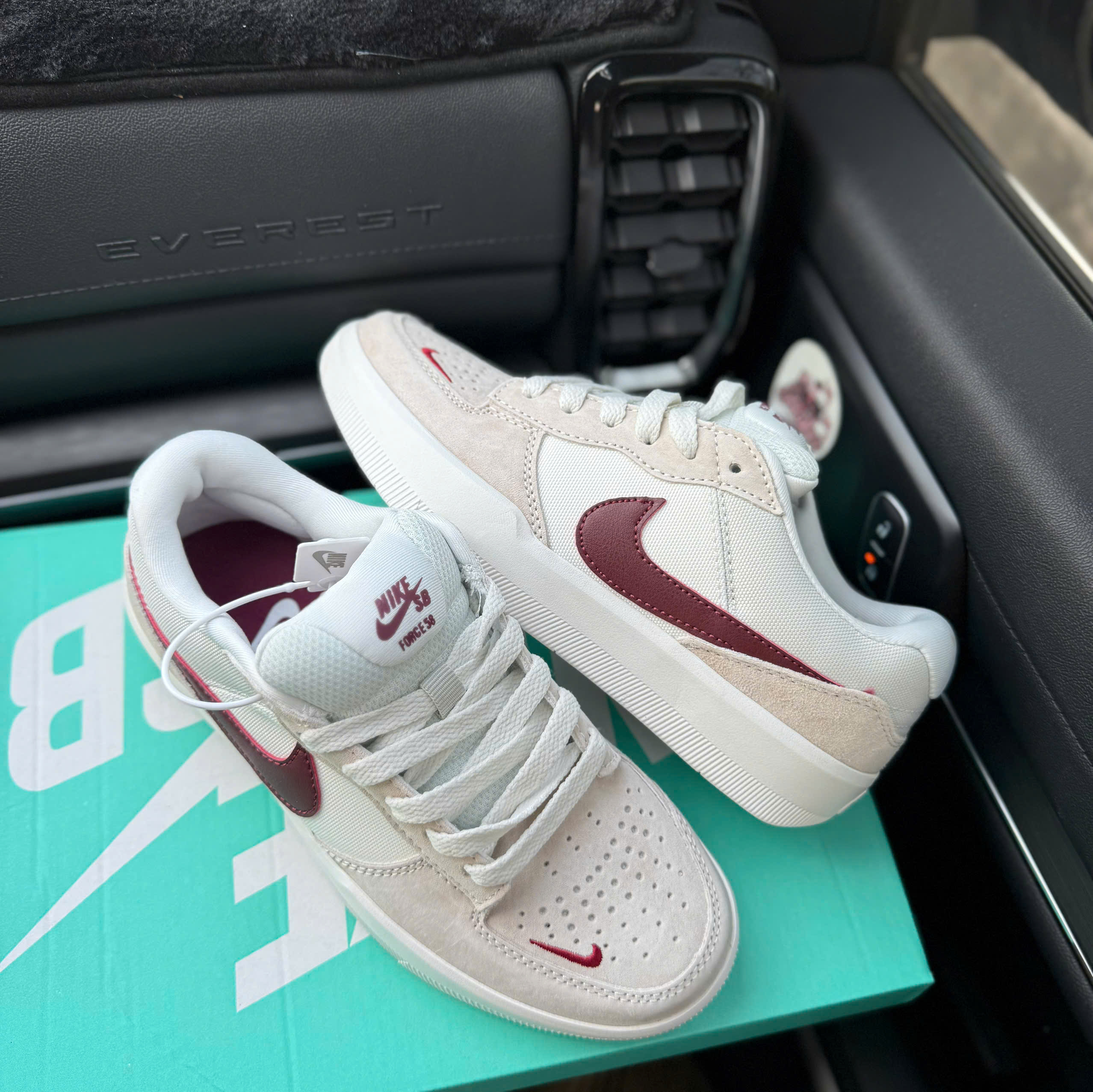 nike sb58 móc đỏ