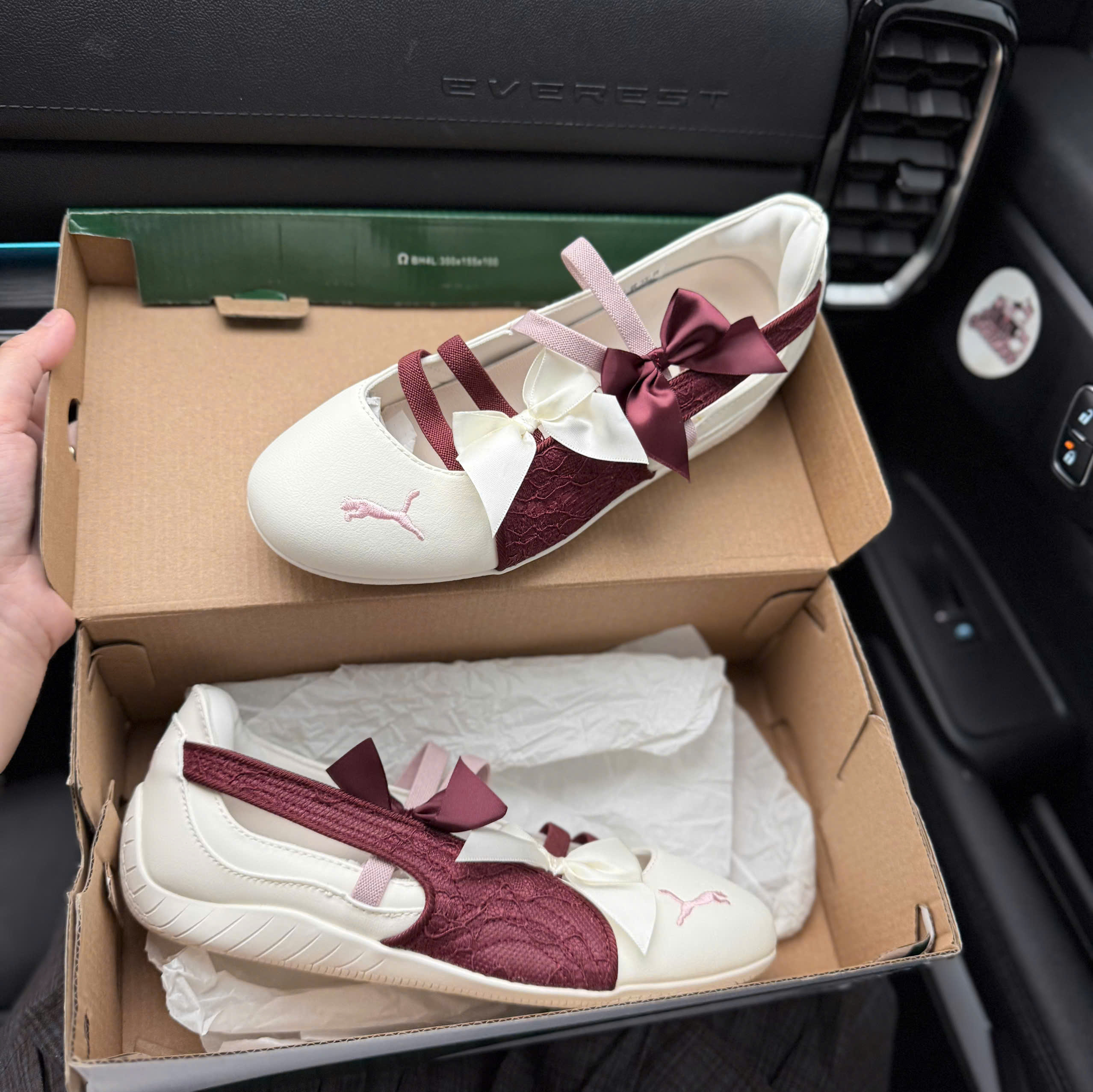 bb puma trắng đỏ nơ