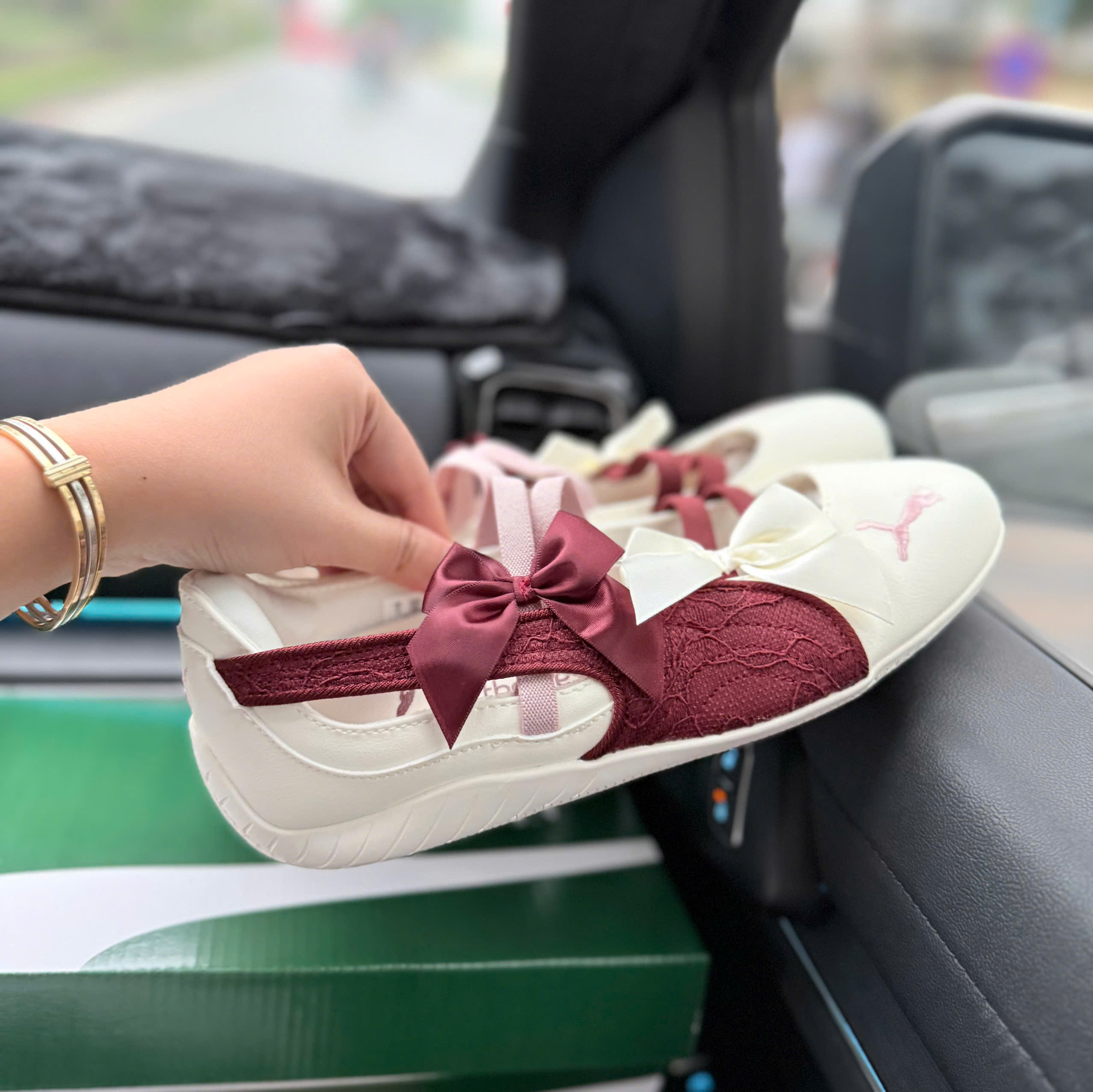 bb puma trắng đỏ nơ