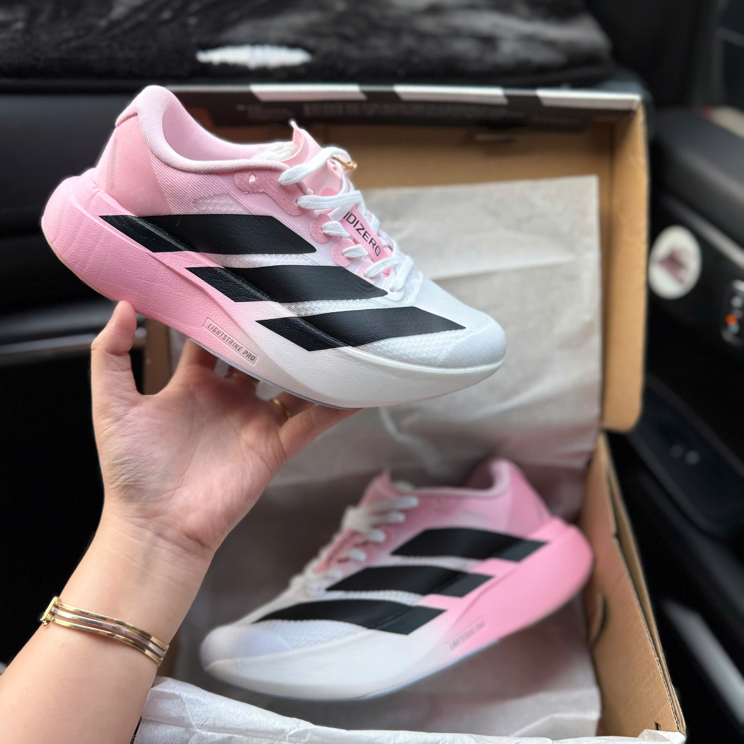 adizero evo hồng