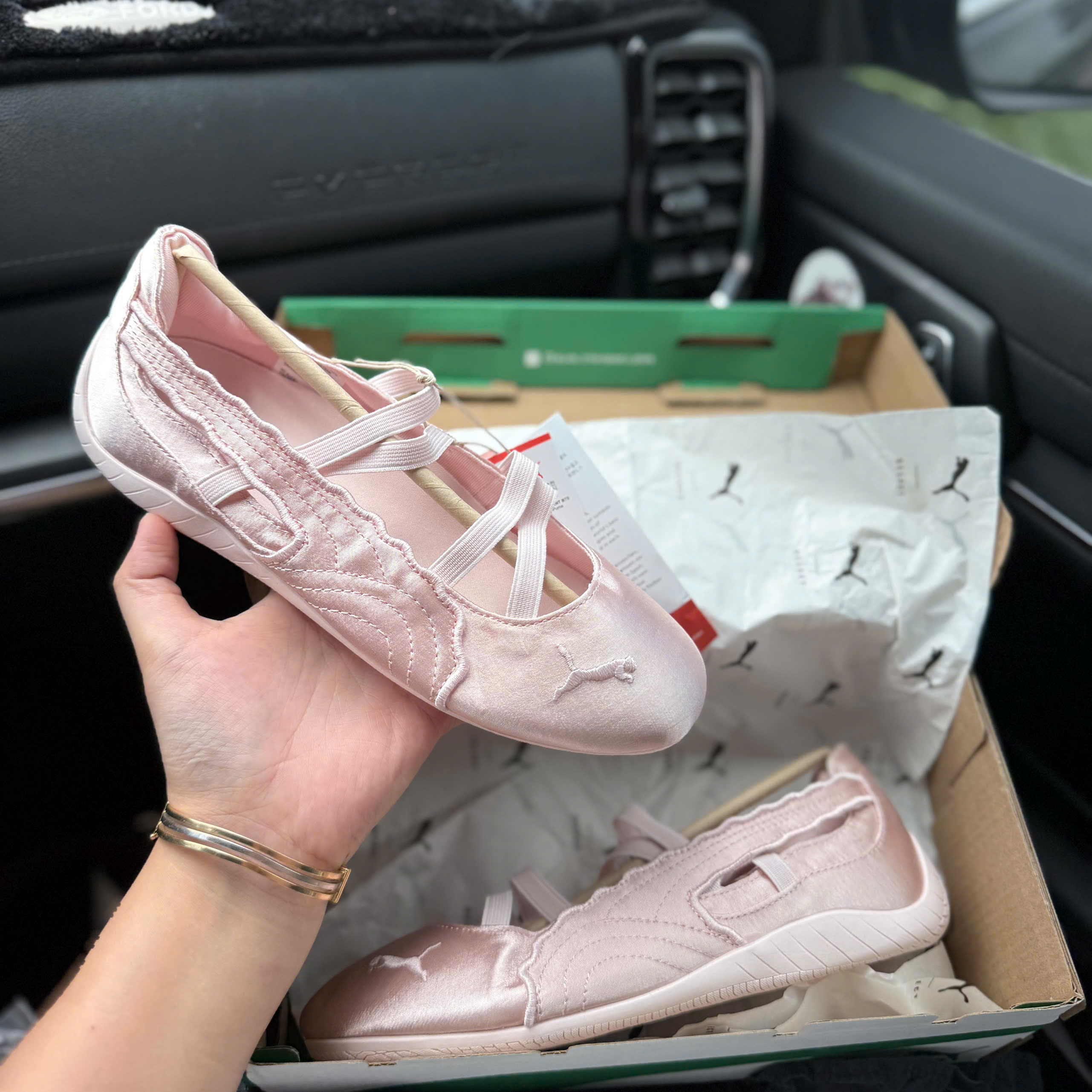 bb puma hồng bóng