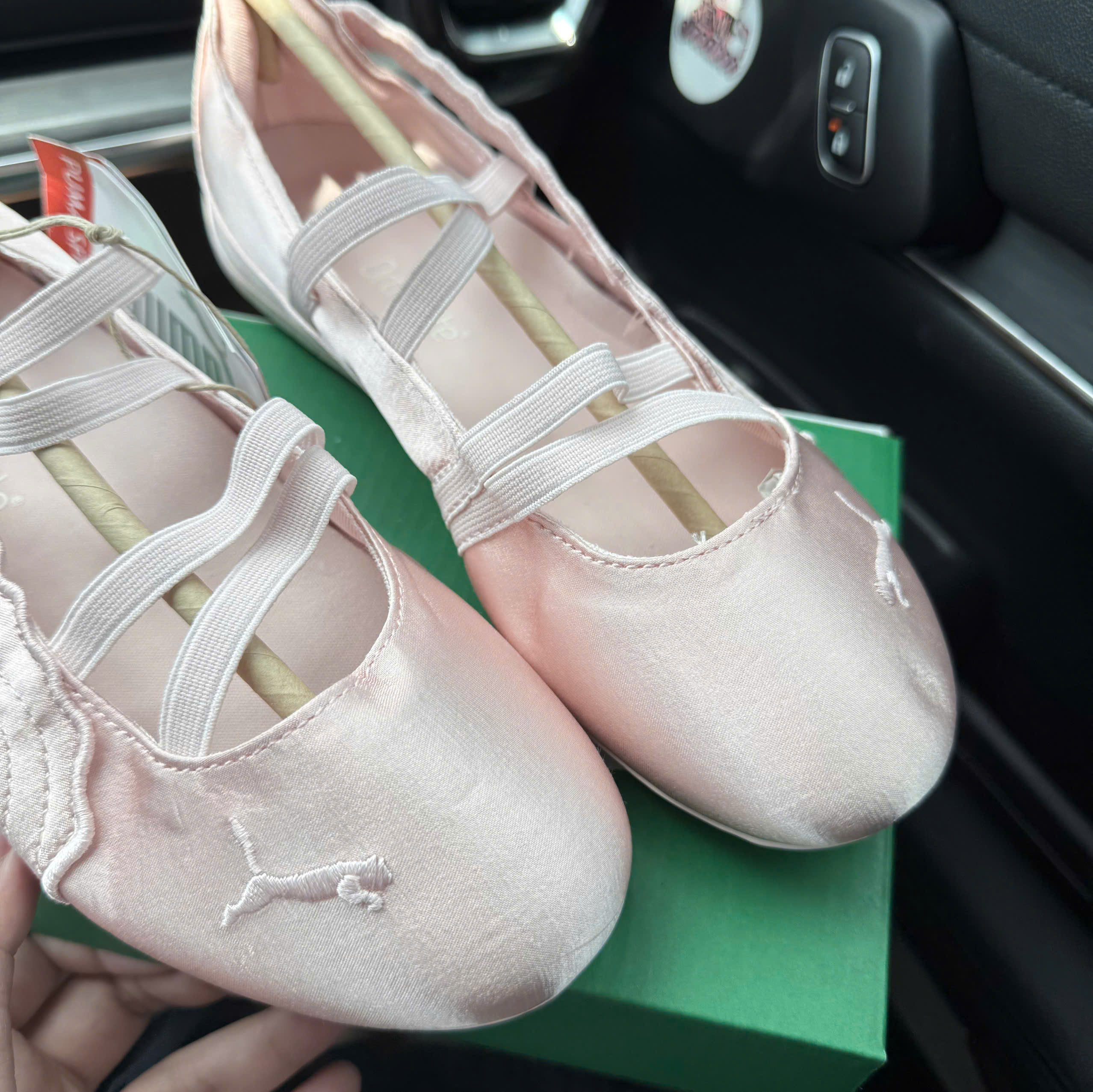 bb puma hồng bóng