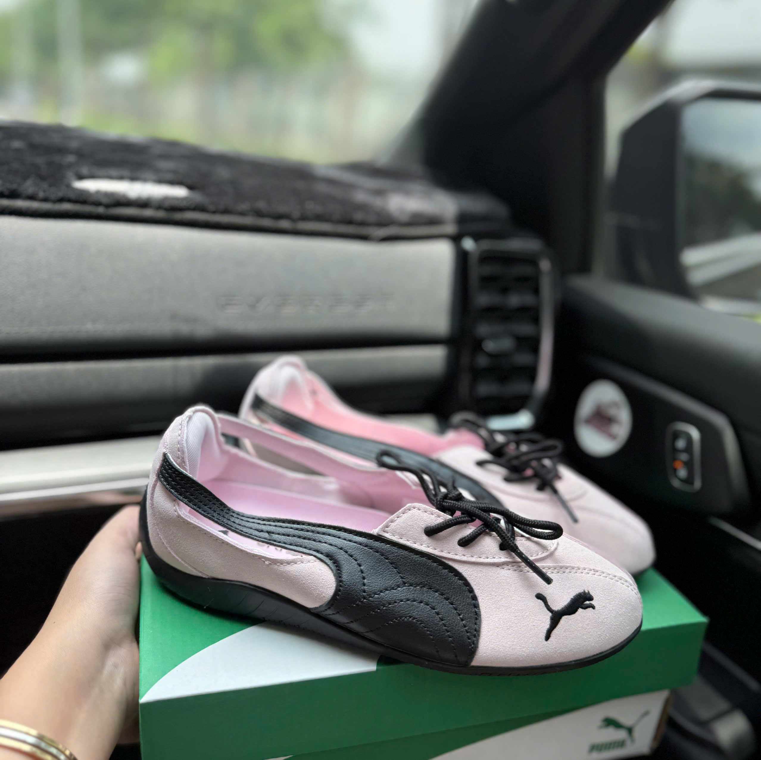 bb puma hồng thắt dây