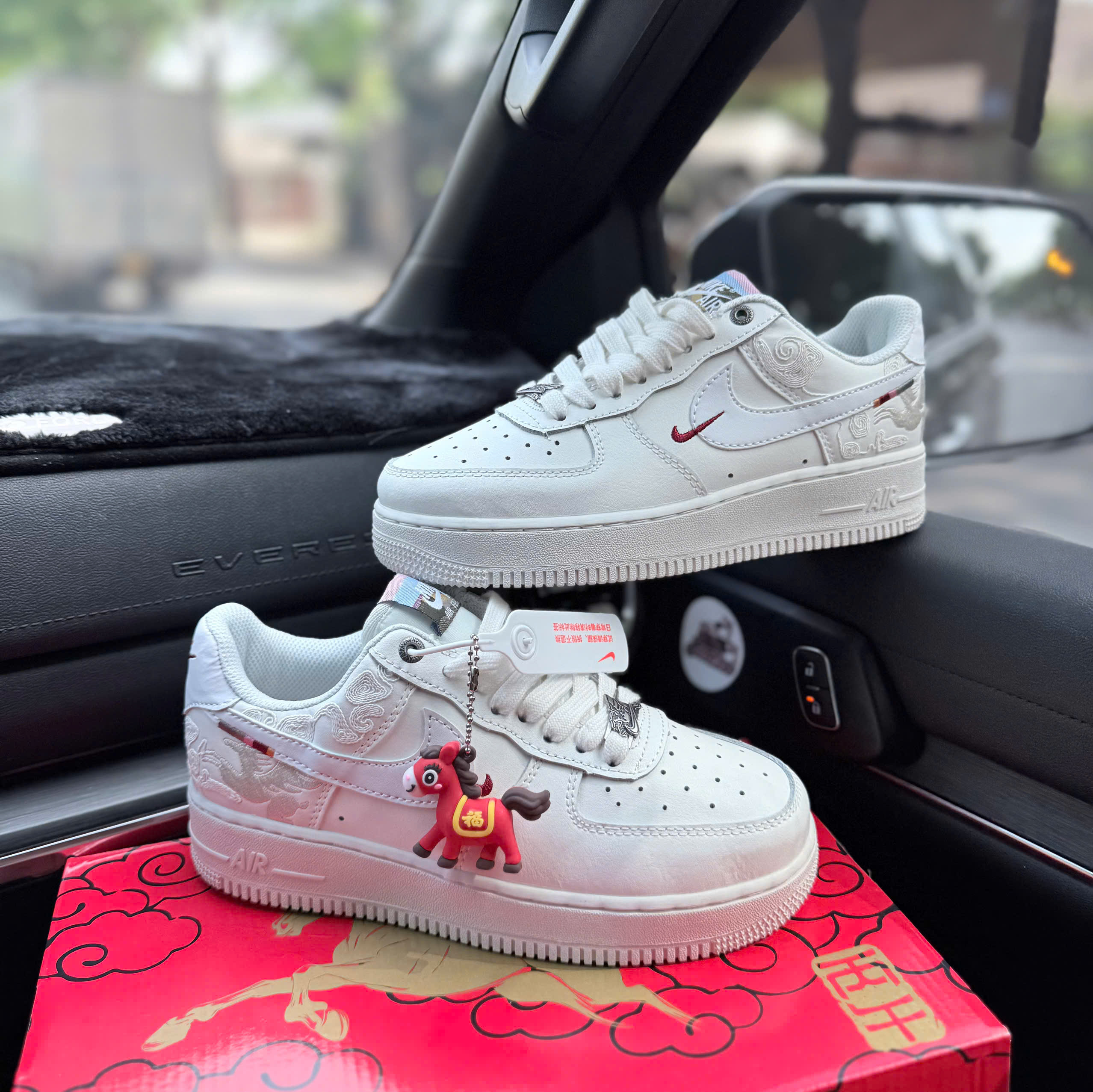 af1 ngựa trắng 2026