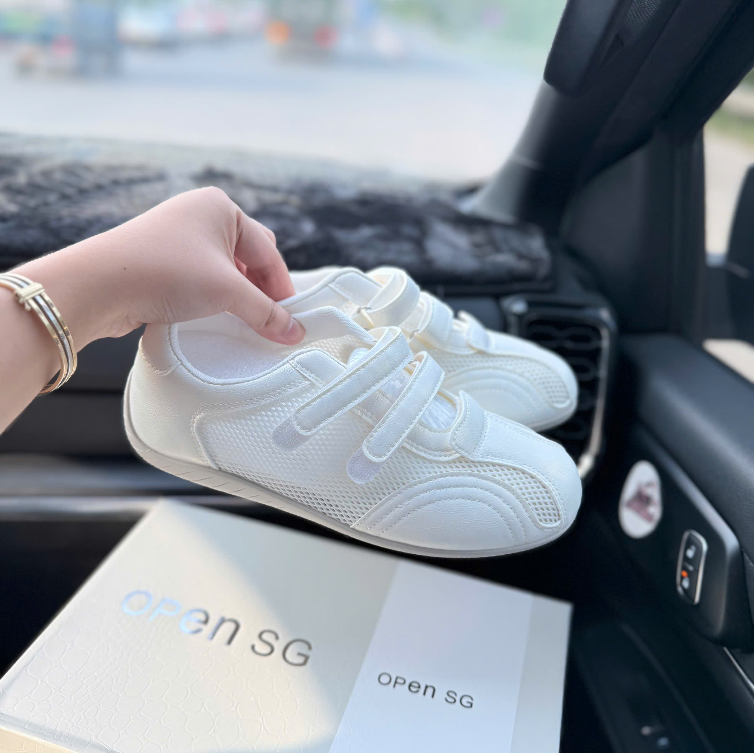 bb lưới quai  dán trắng kem (K9039)
