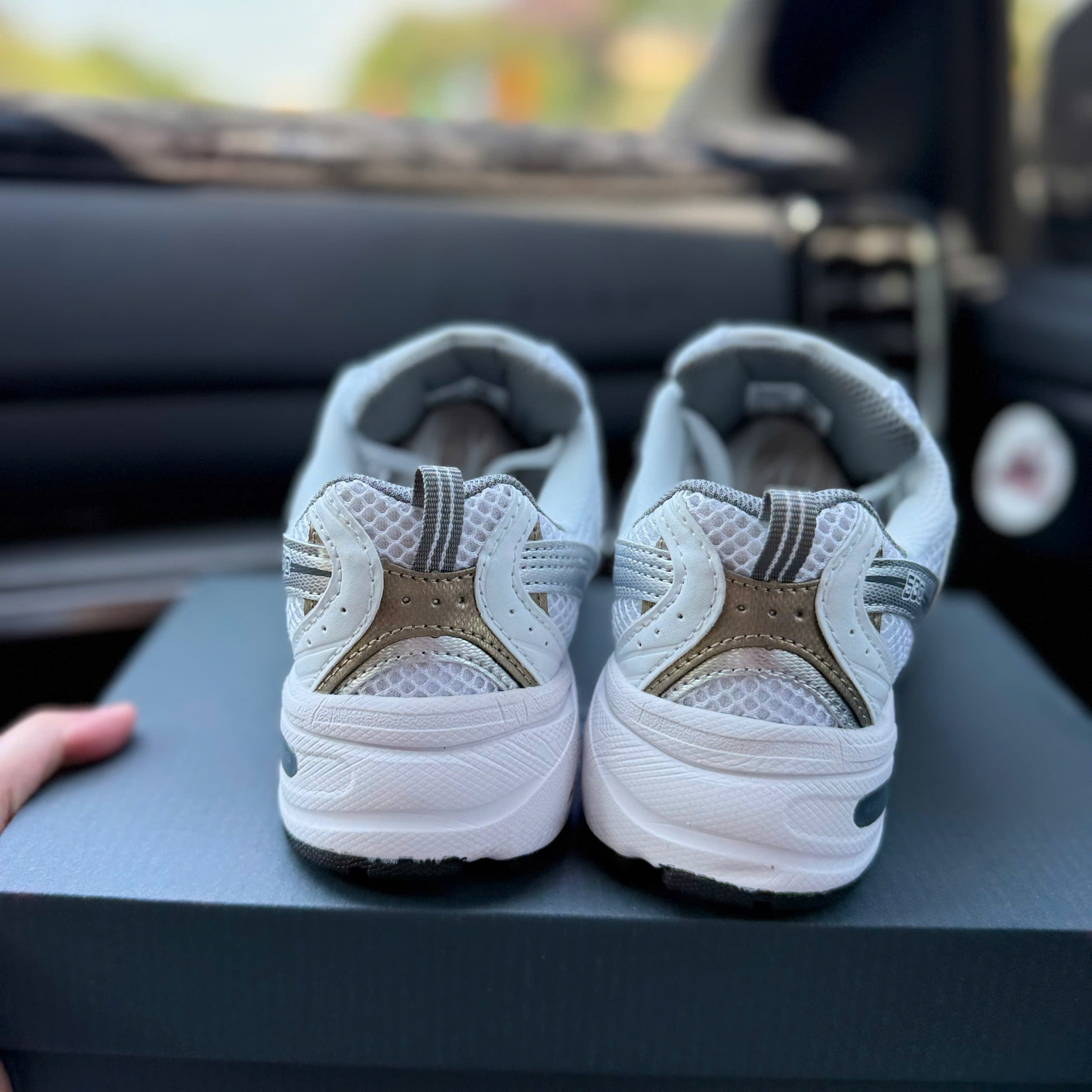 nb530 xám