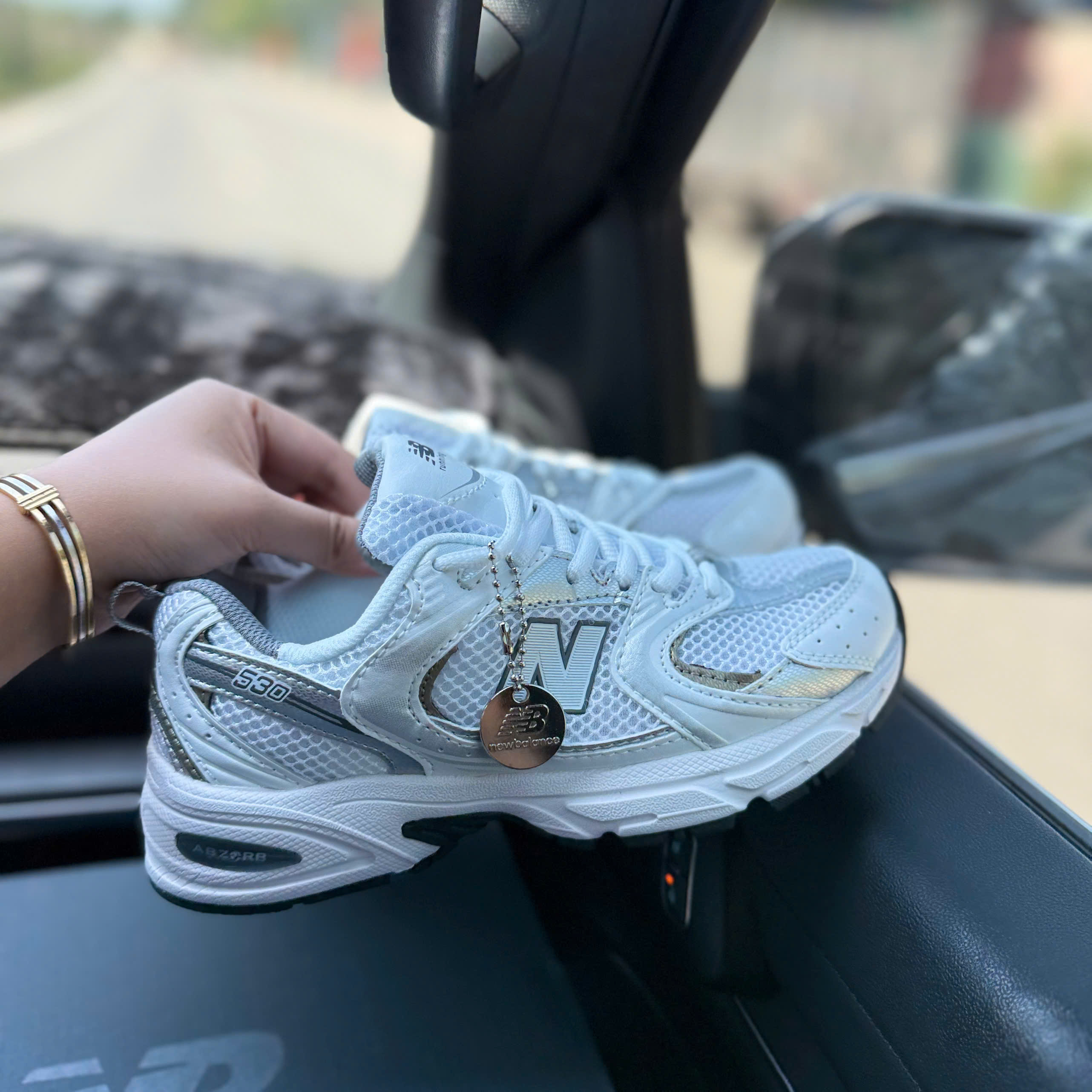 nb530 xám