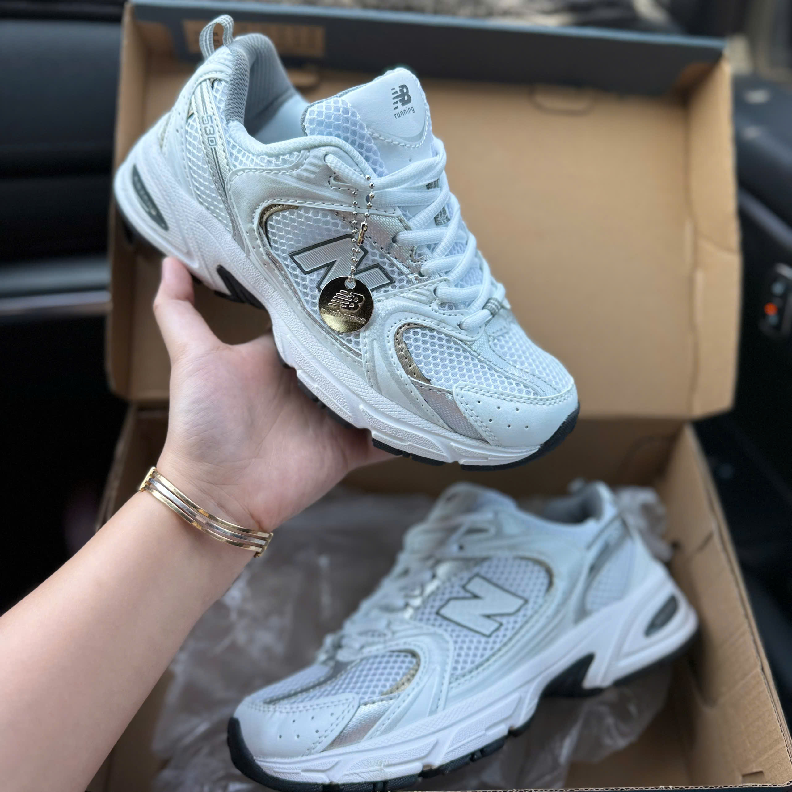 nb530 xám