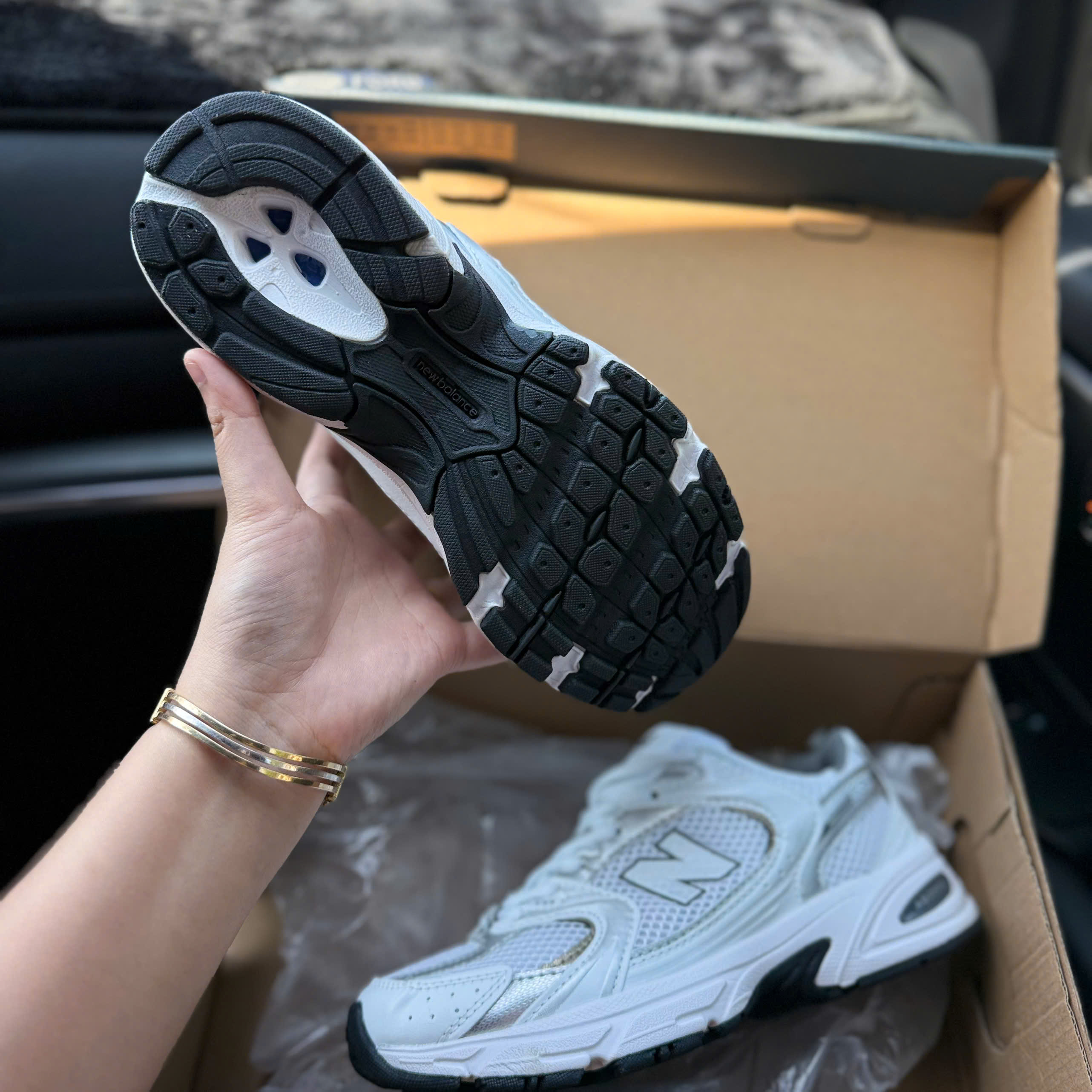 nb530 xám