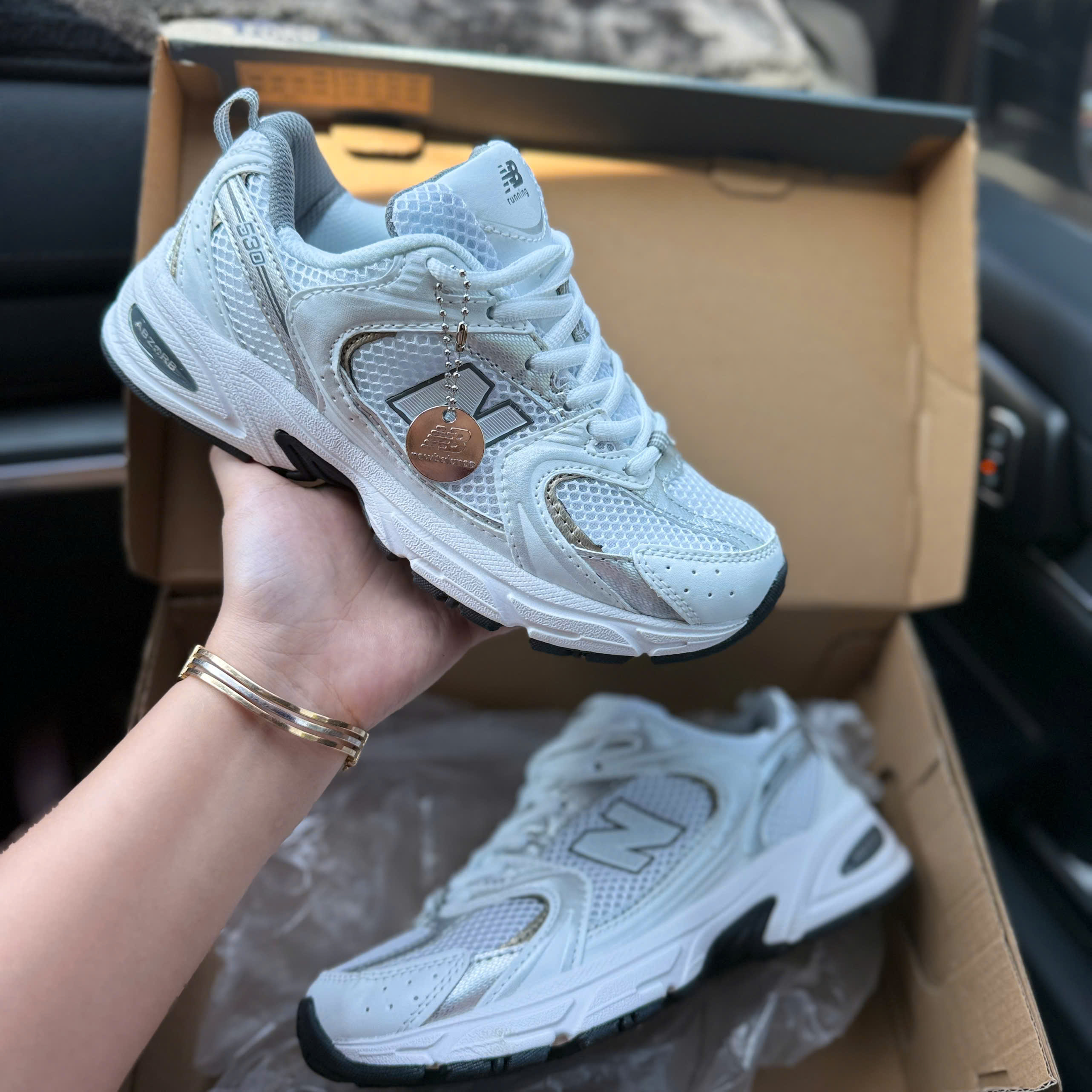nb530 xám