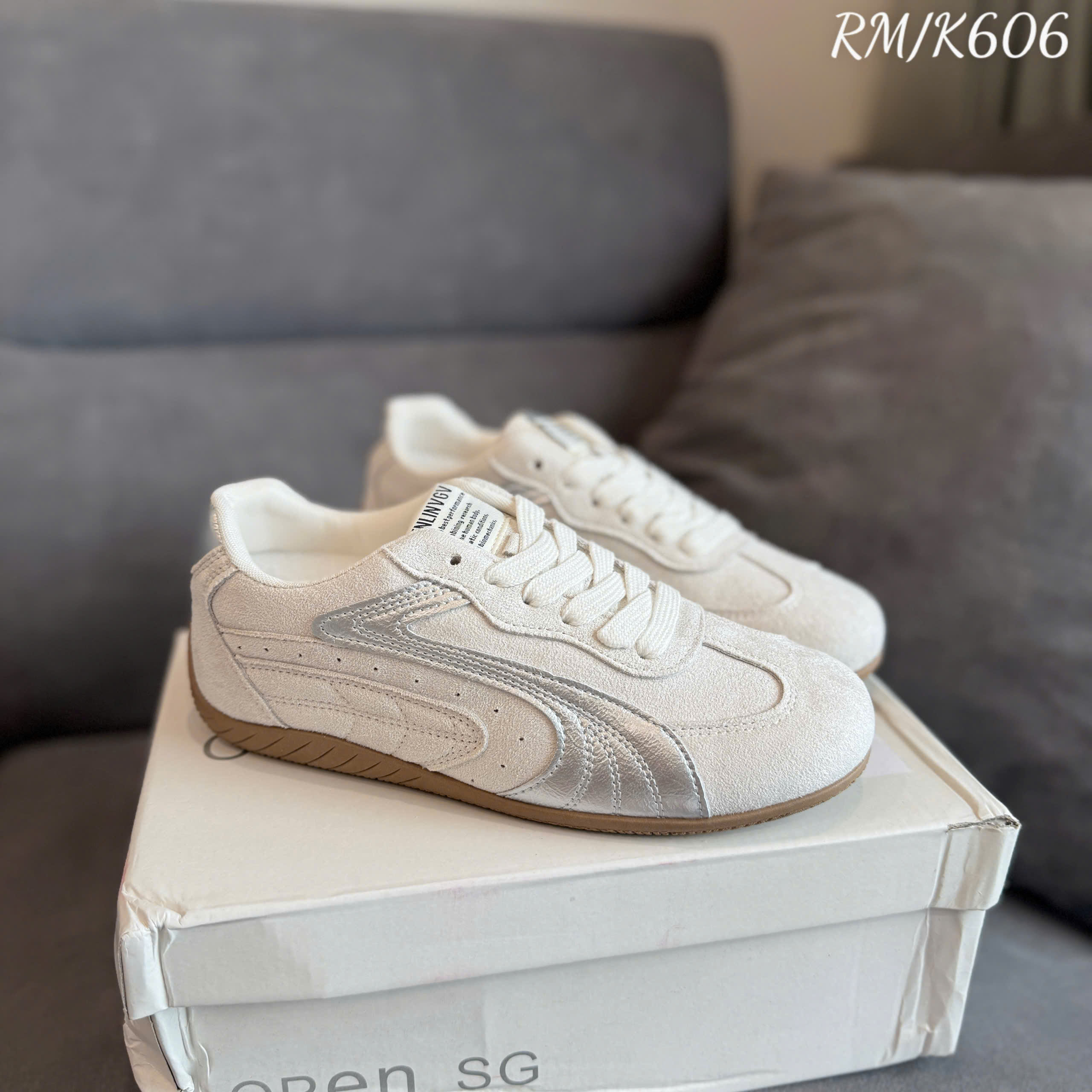 giày thể thao K606 xám bạc