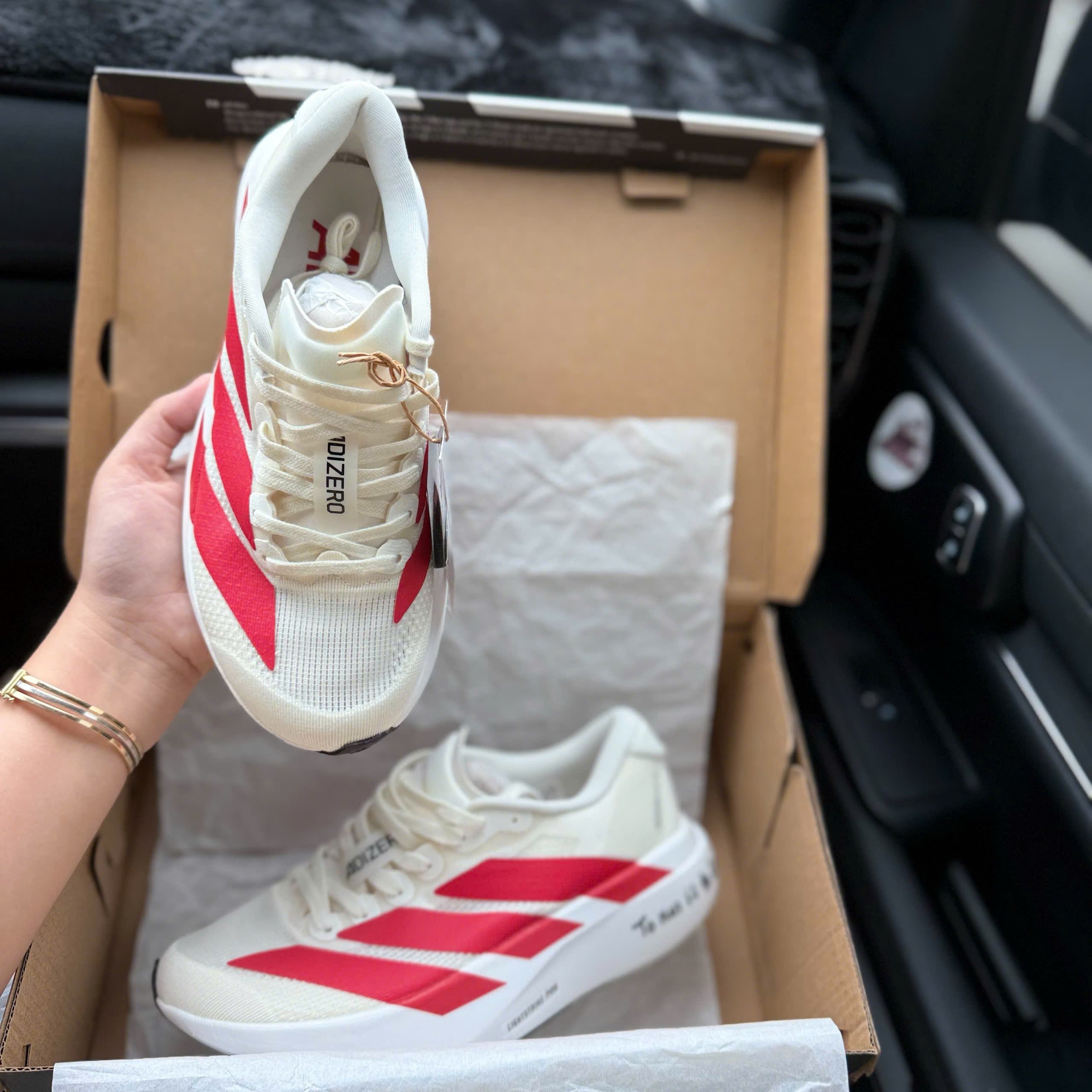 adizero evo trắng đỏ