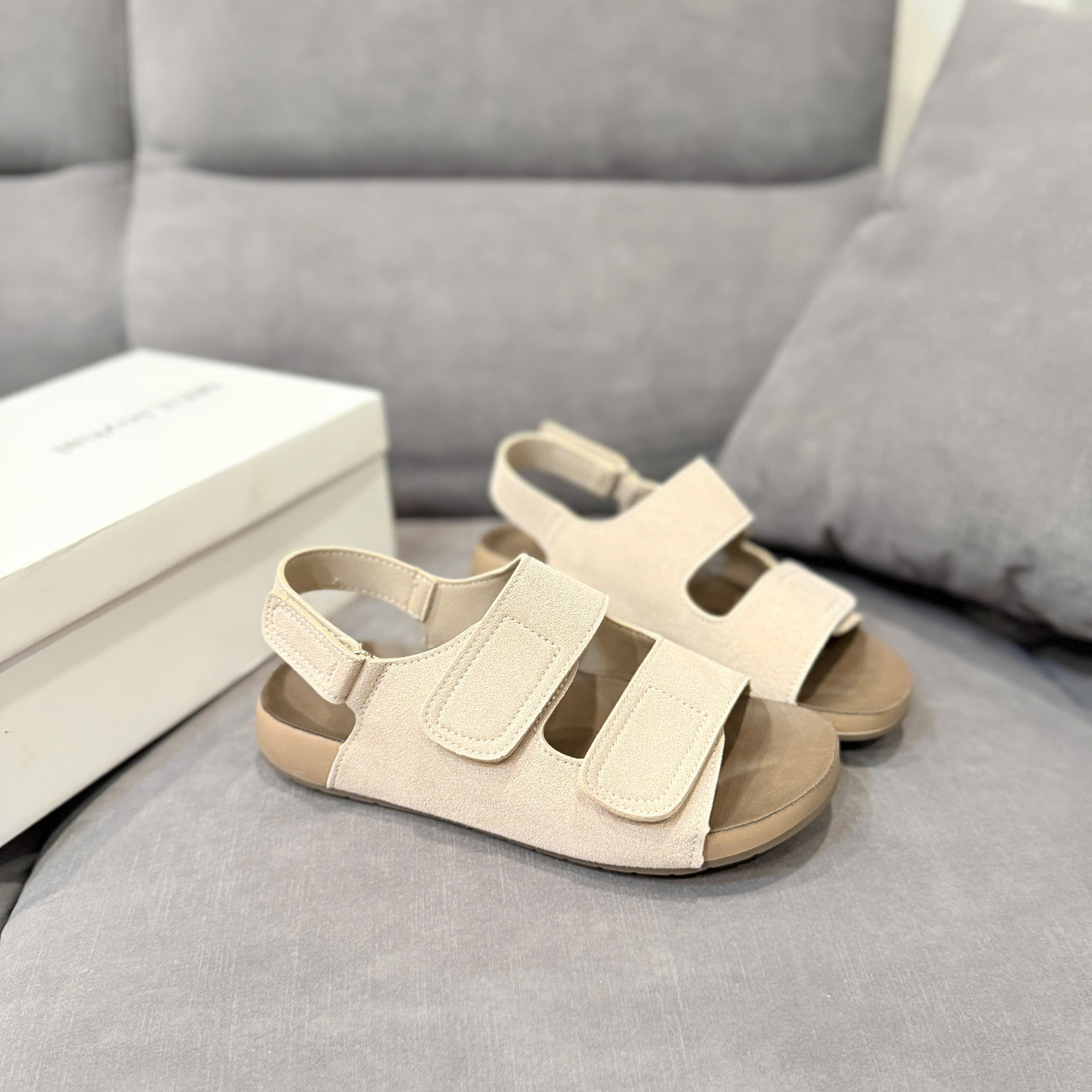 sandal 88-5
