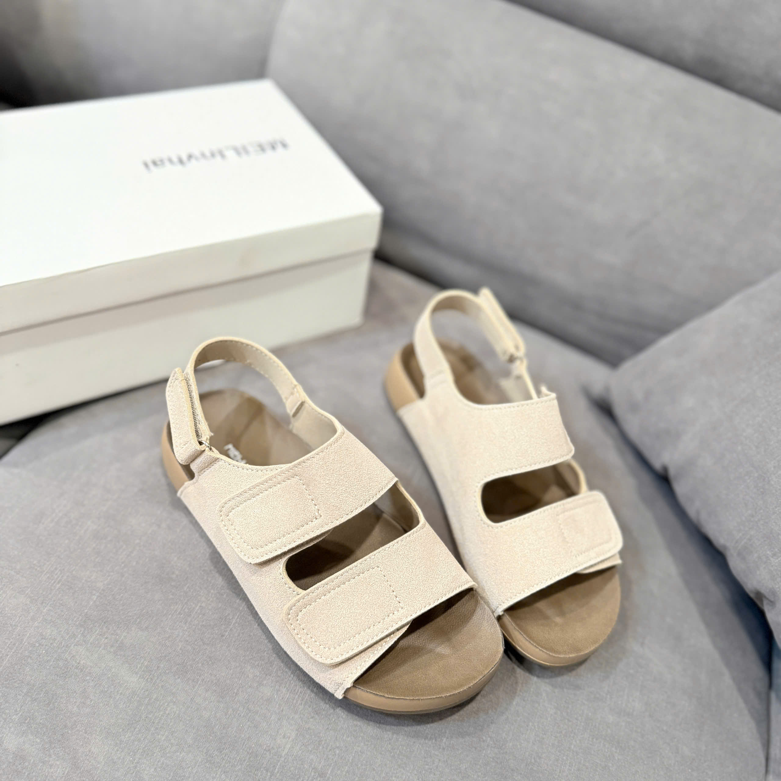 sandal 88-5
