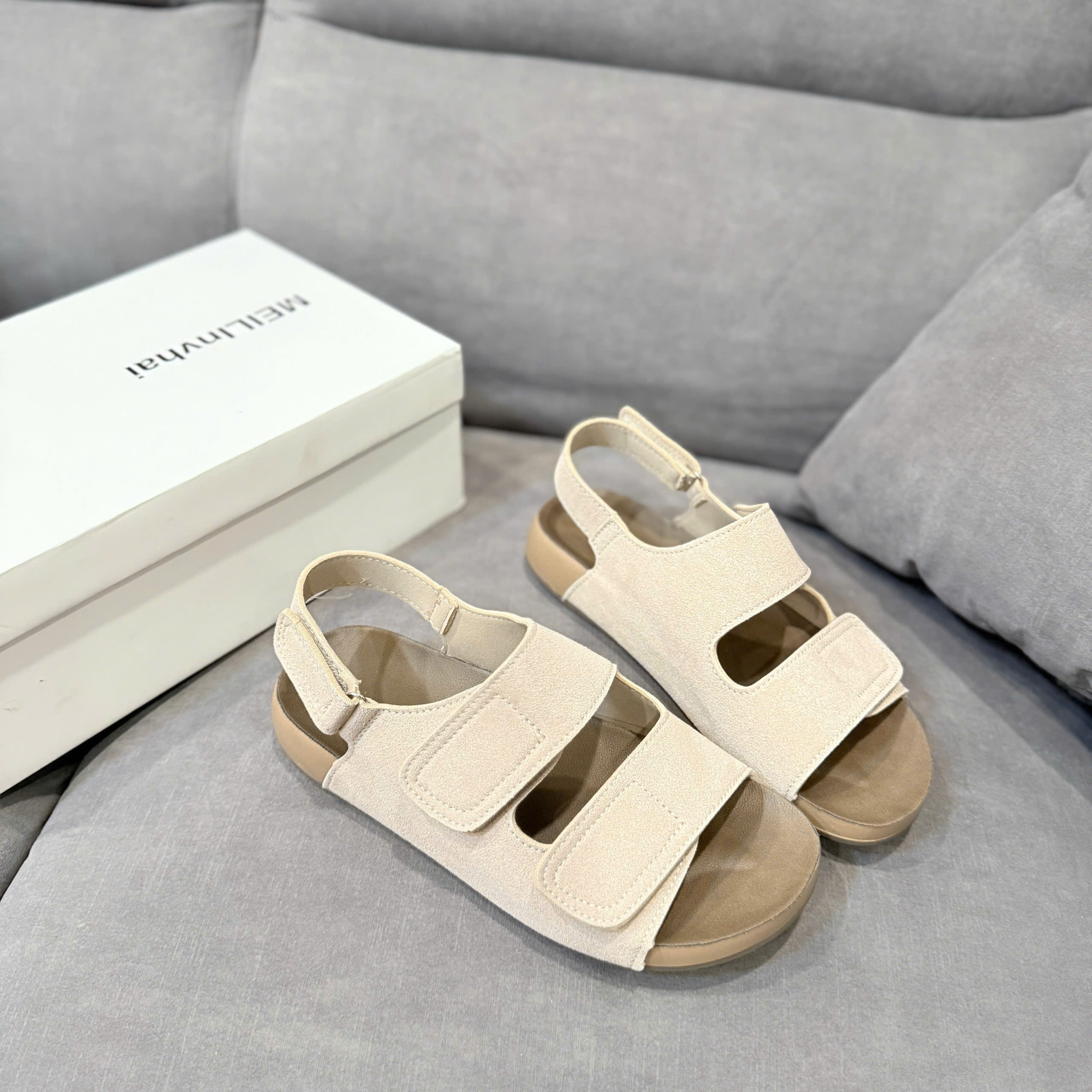 sandal 88-5
