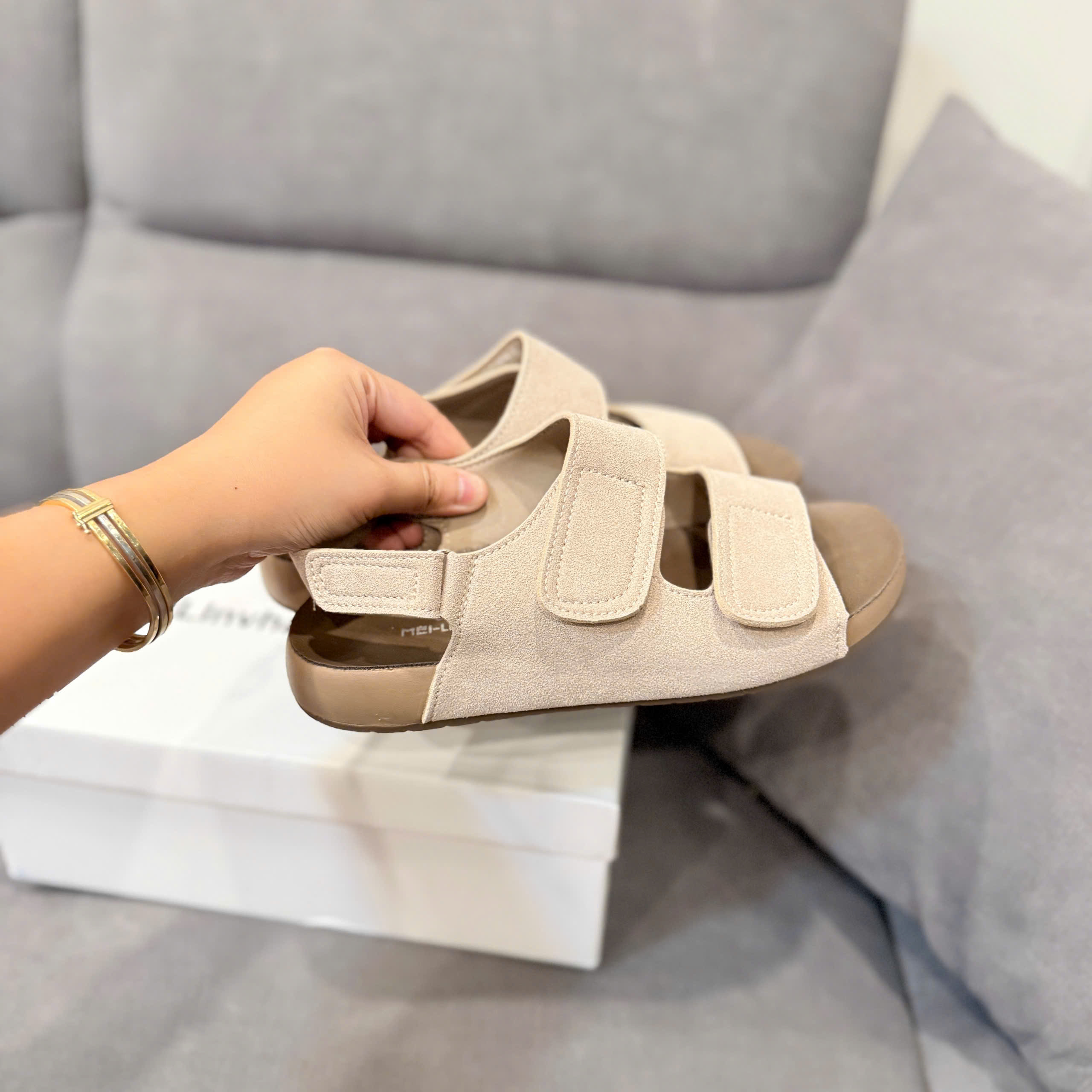sandal 88-5