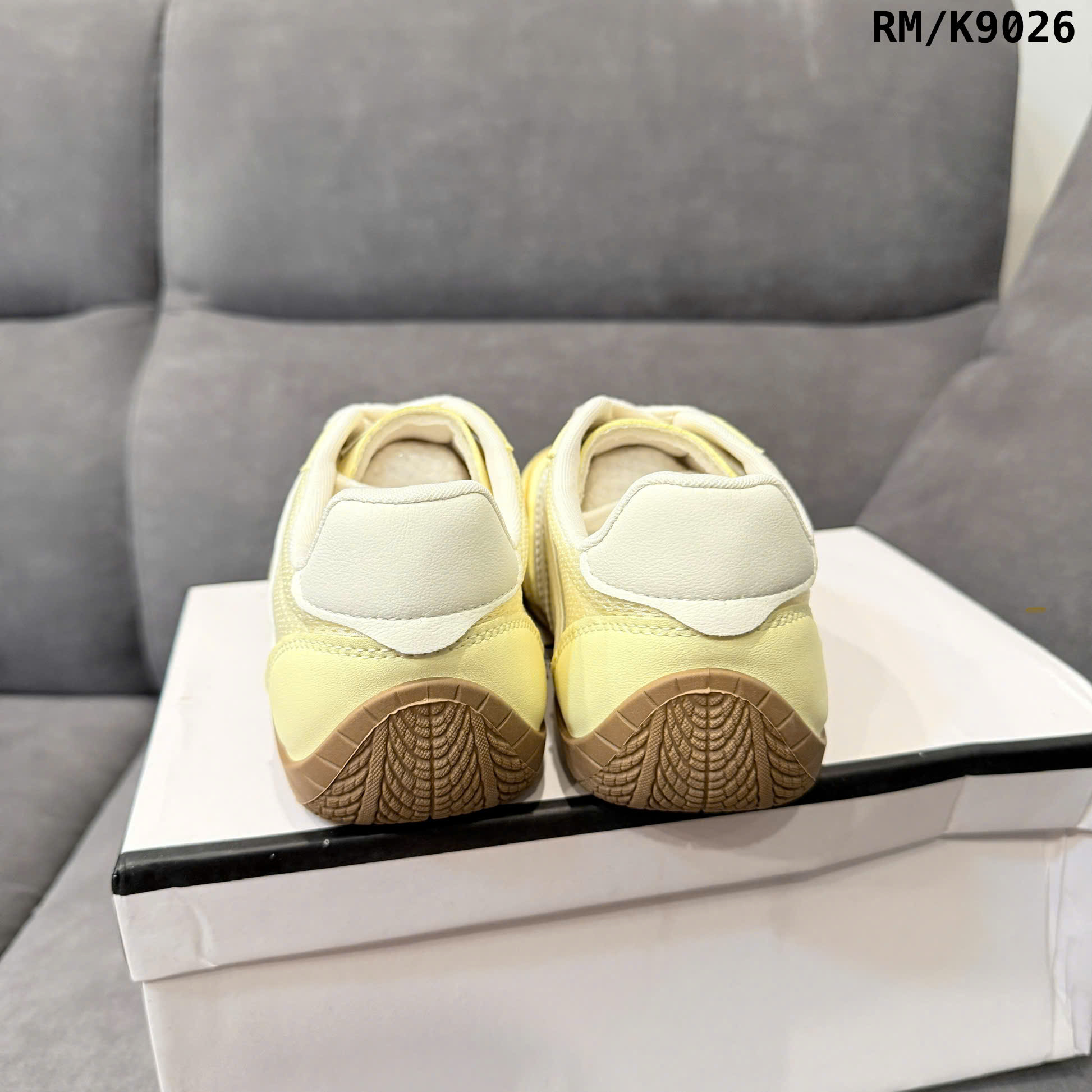 giày thể thao lưới K9026 vàng