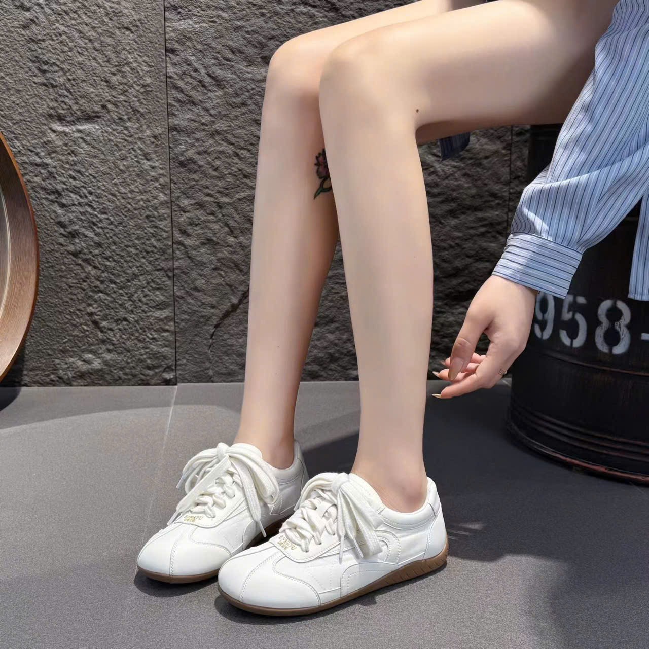 giày thể thao 2852