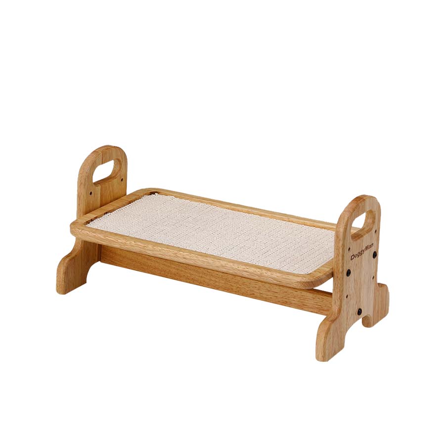 Bàn ăn bằng gỗ nhỏ cho chó