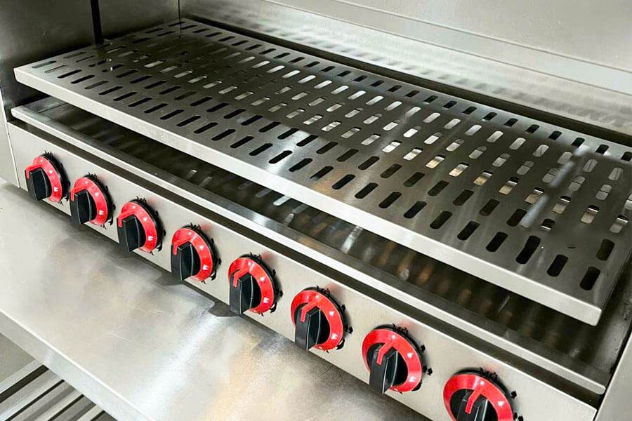 Lò nướng Salamander dùng gas 8 họng đốt