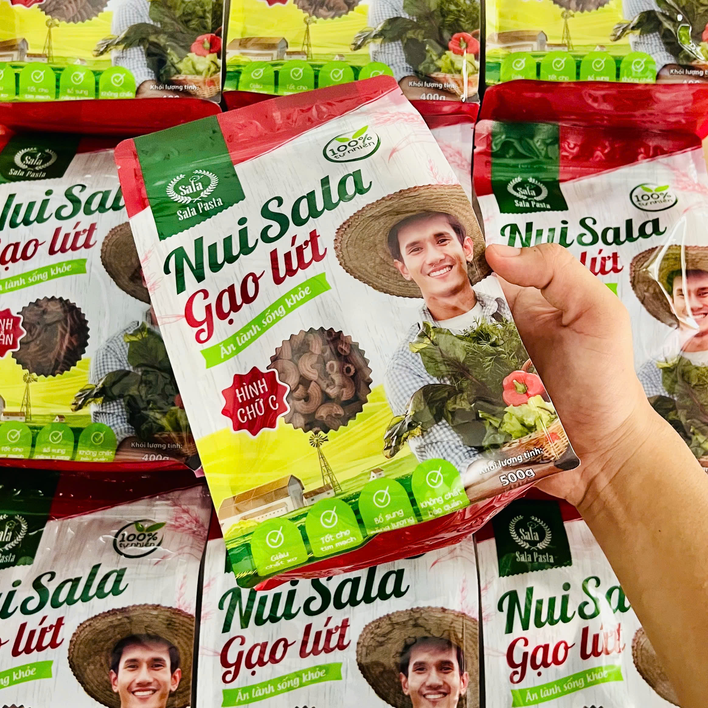 Nui Sala gạo lứt hình chữ C