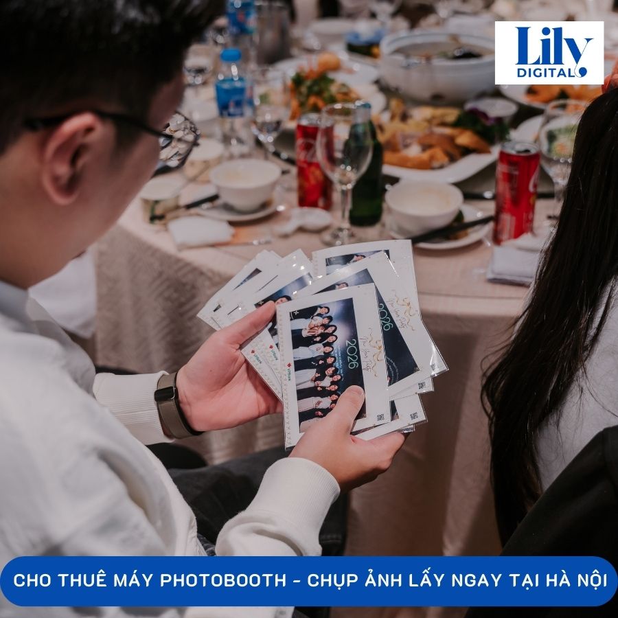 Photobooth đám cưới chụp ảnh lấy liền Hà Nội