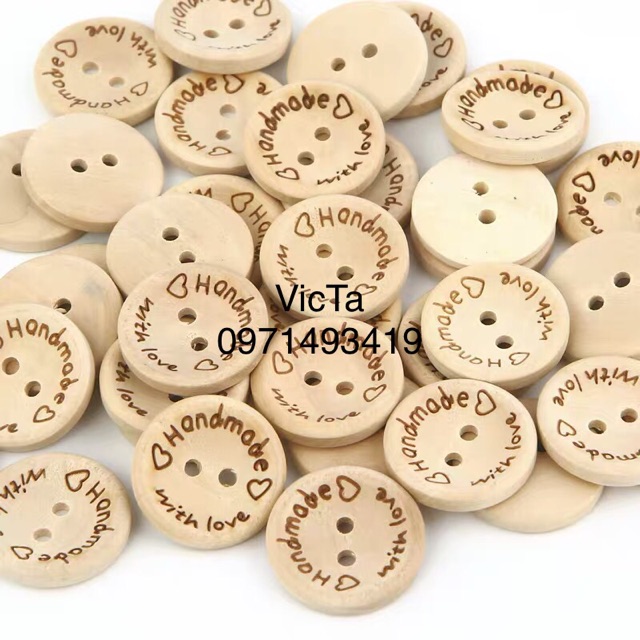 Cúc gỗ handmade