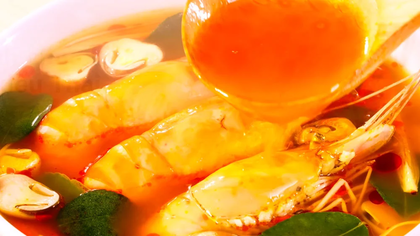 Vào bếp cùng Bosch với món canh chua tôm kiểu Thái