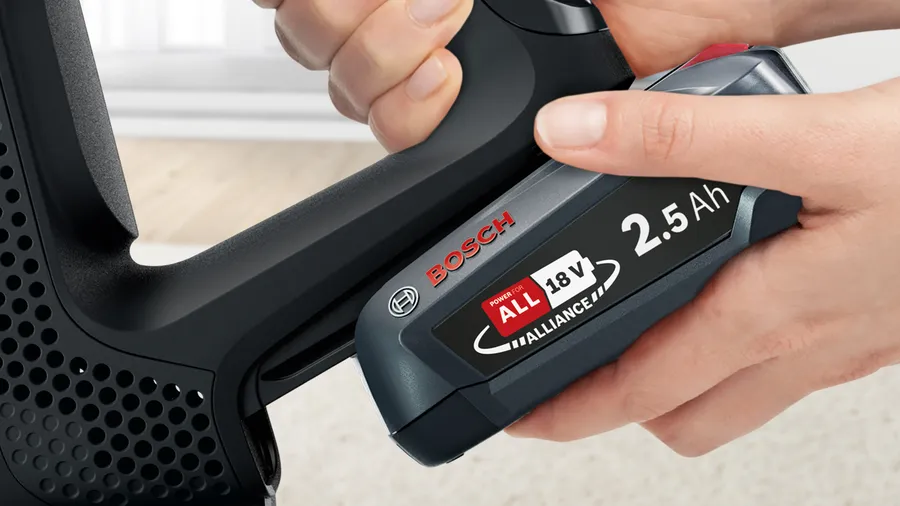 Pin Power4All 18V có thể thay thế trên máy hút bụi Bosch BBS611BSC giúp kéo dài thời gian sử dụng.
