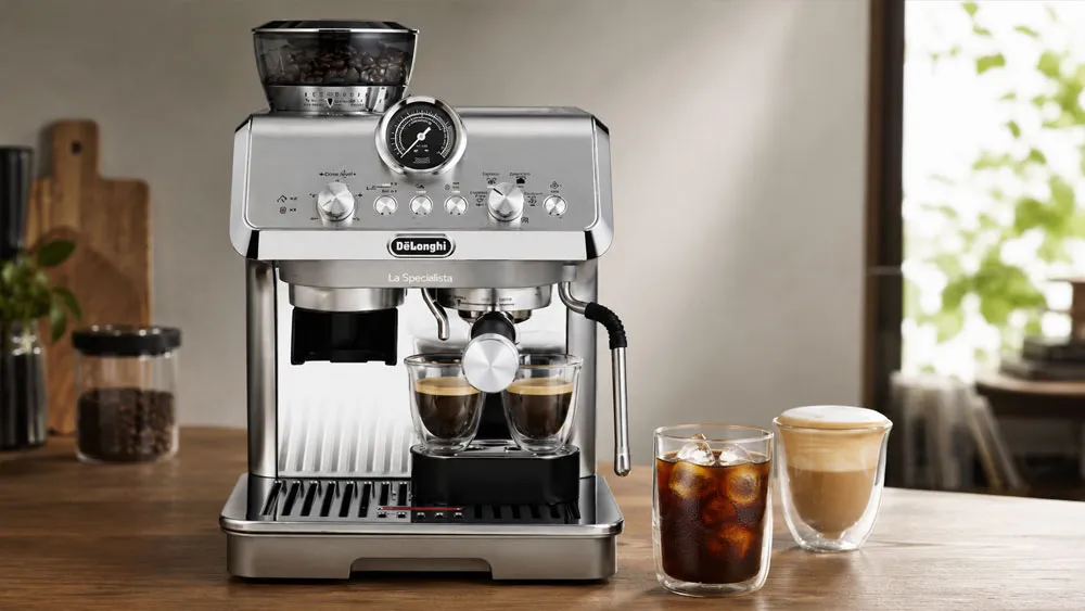 cold-brew-duoc-pha-tu-may-delonghi-ec9255m