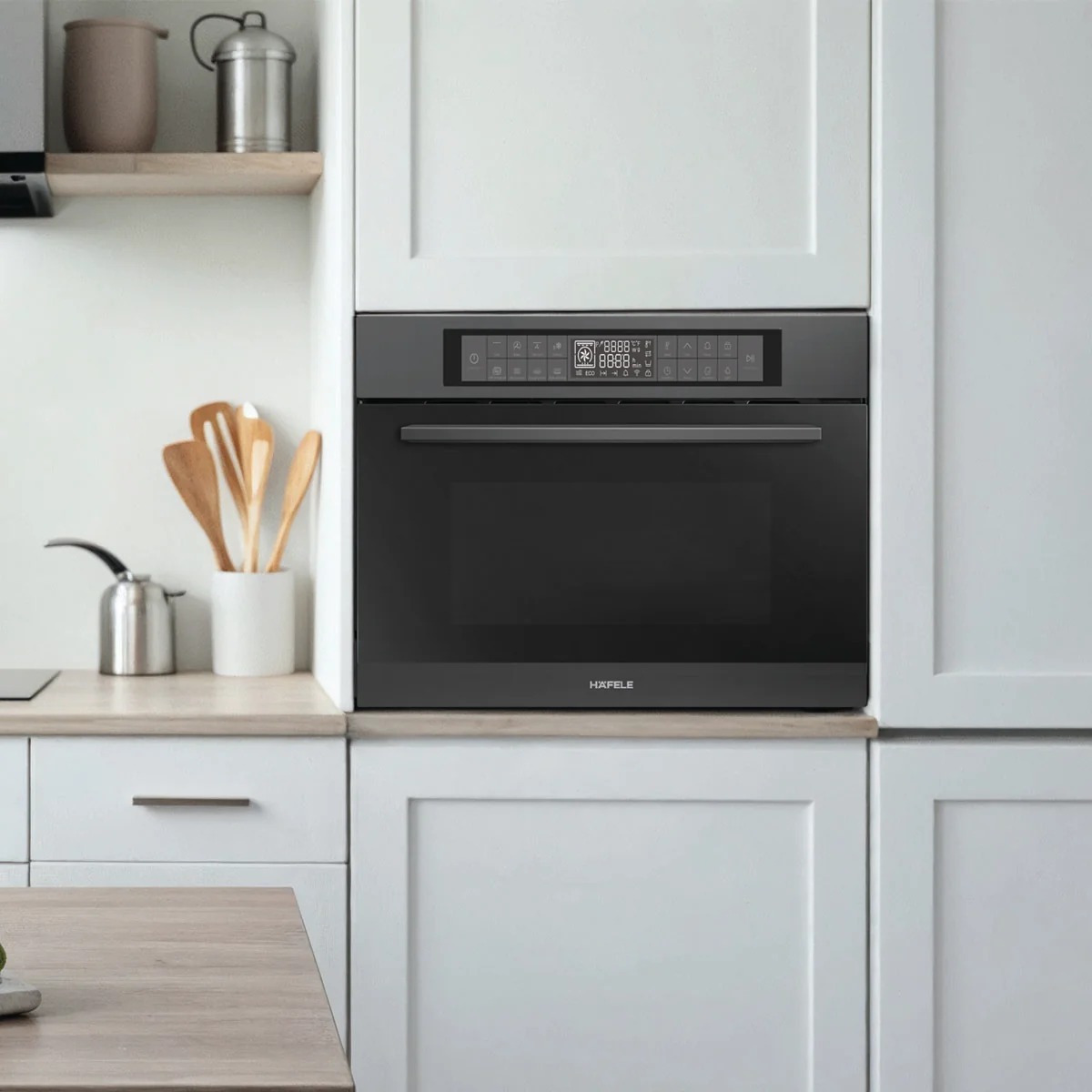 Lò vi sóng kết hợp nướng âm tủ Hafele HC-MWO381B được tích hợp 10 chương trình tự động