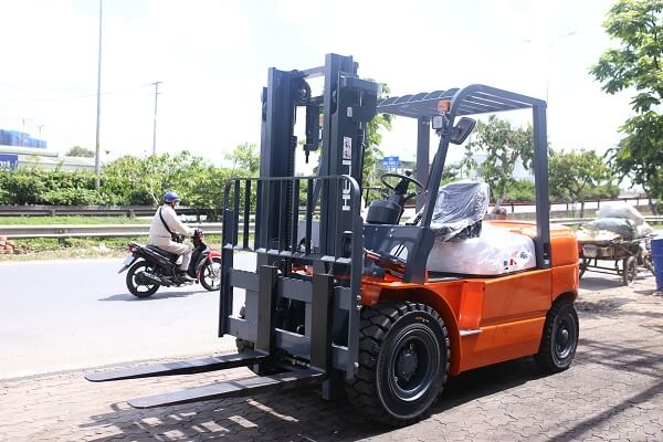 Checklist bảo dưỡng xe nâng định kỳ: Tránh hỏng vặt – giảm downtime