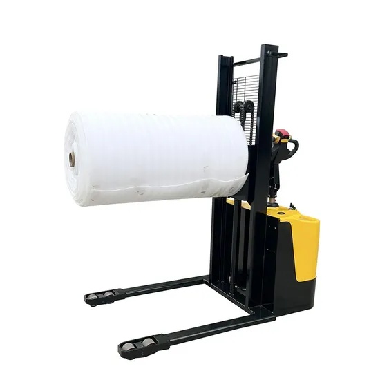 Ứng dụng ty nâng xe nâng trong việc bốc dỡ các cuộn thảm và cuộn vải khổ lớn