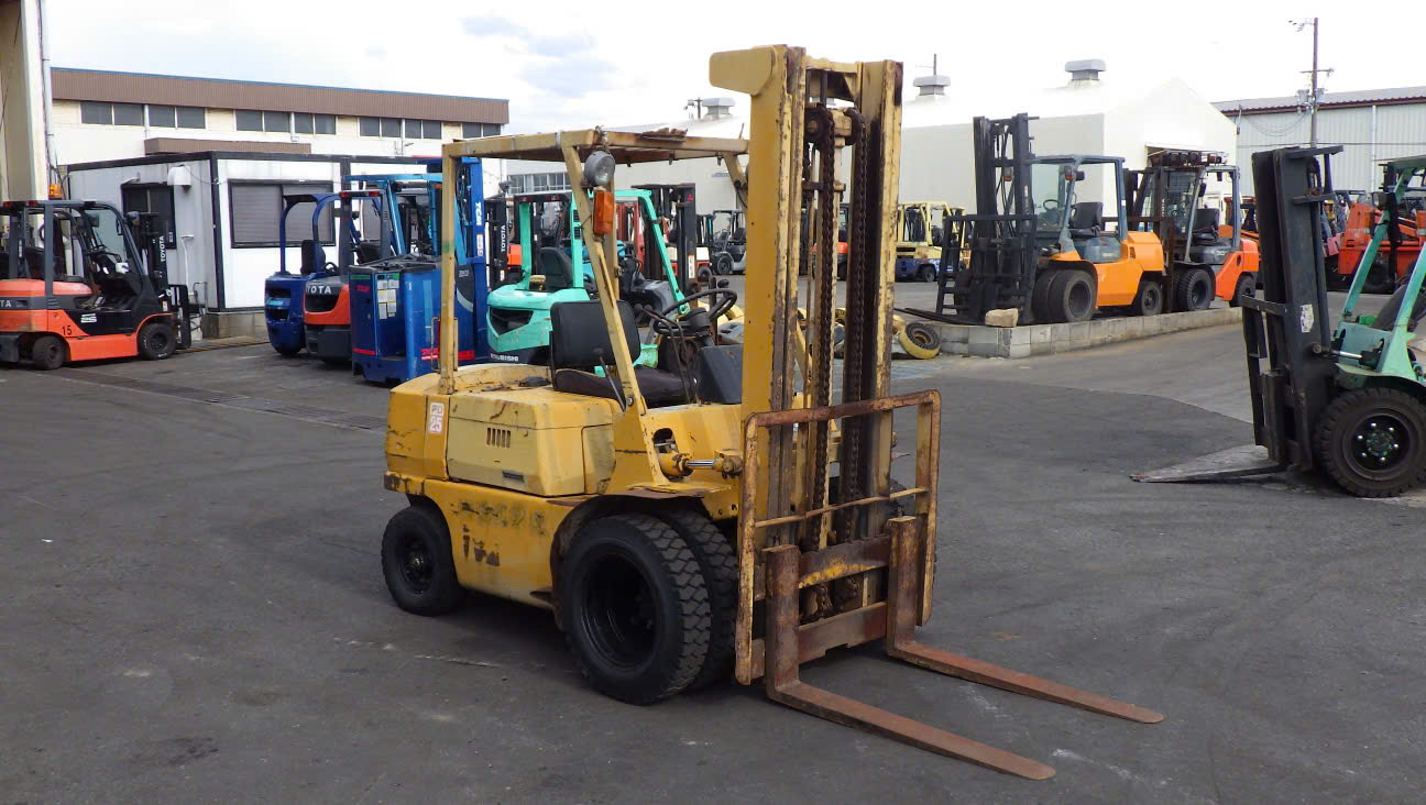 Hệ thống lốp kép trước và tháp nâng chịu lực xe nâng dầu Mitsubishi 2.5 tấn