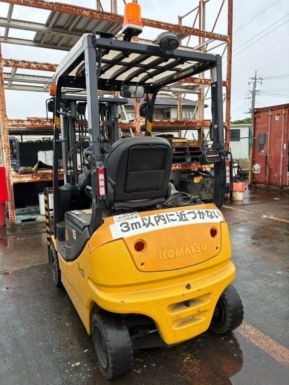xe nâng điện ngồi lái cũ 1.5 tấn KOMATSU FB15-12 đời 2020 chính hãng Nhật Bản