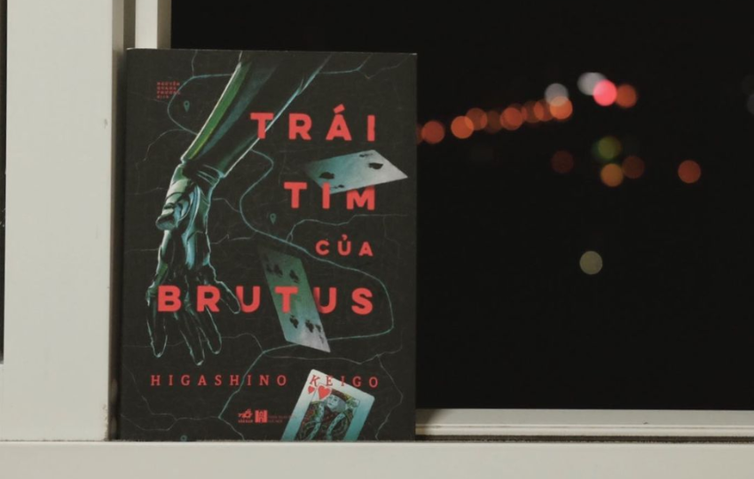 Review sách: TRÁI TIM CỦA BRUSTUS – Higashino Keigo