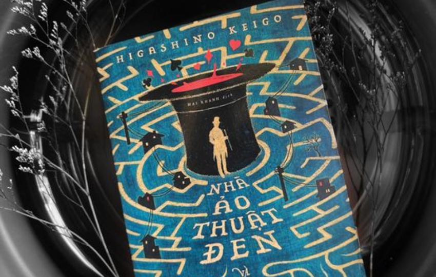 Review sách: NHÀ ẢO THUẬT ĐEN VÀ VỤ ÁN MẠNG TẠI THỊ TRẤN KHÔNG TÊN – Higashino Keigo