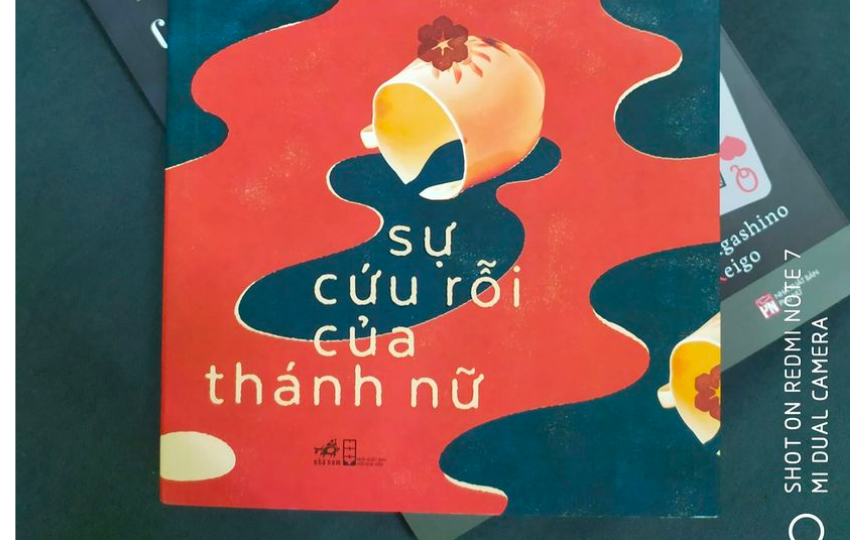 Review sách: SỰ CỨU RỖI CỦA THÁNH NỮ – Higashino Keigo