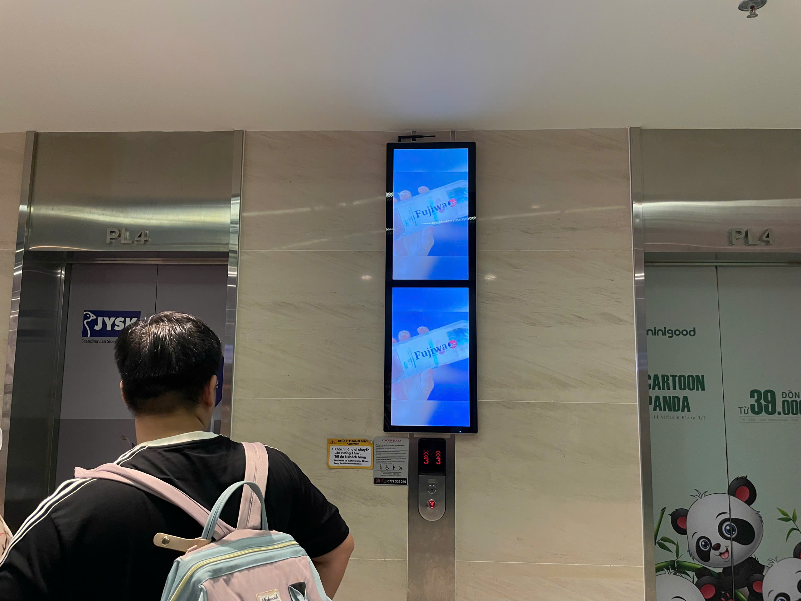 Vincom Plaza Ba Tháng Hai