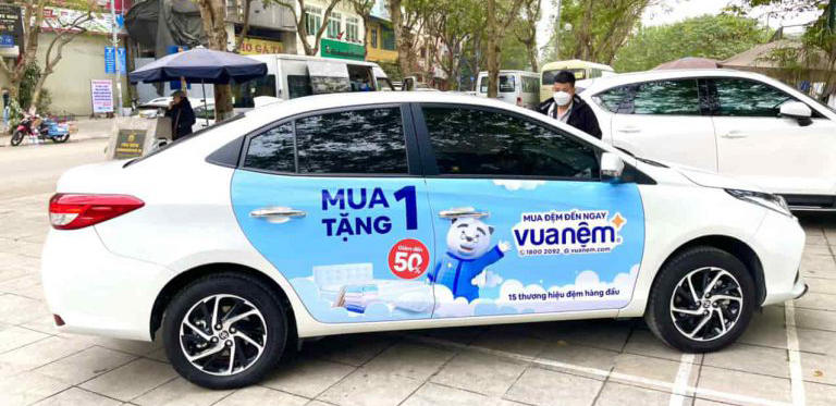 Dán decal xe Công Nghệ