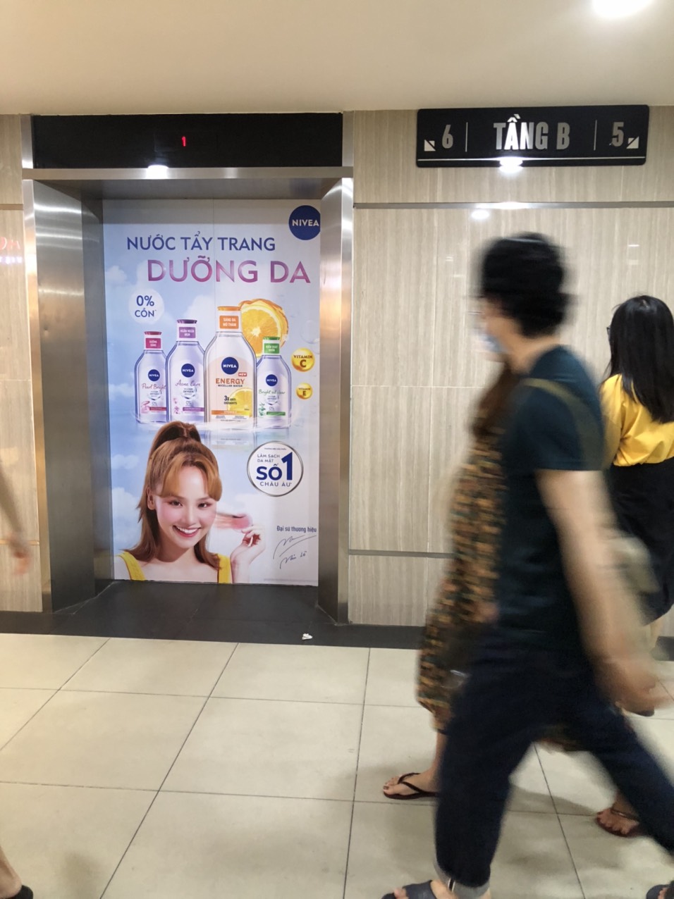 Decal Dán Thang Máy